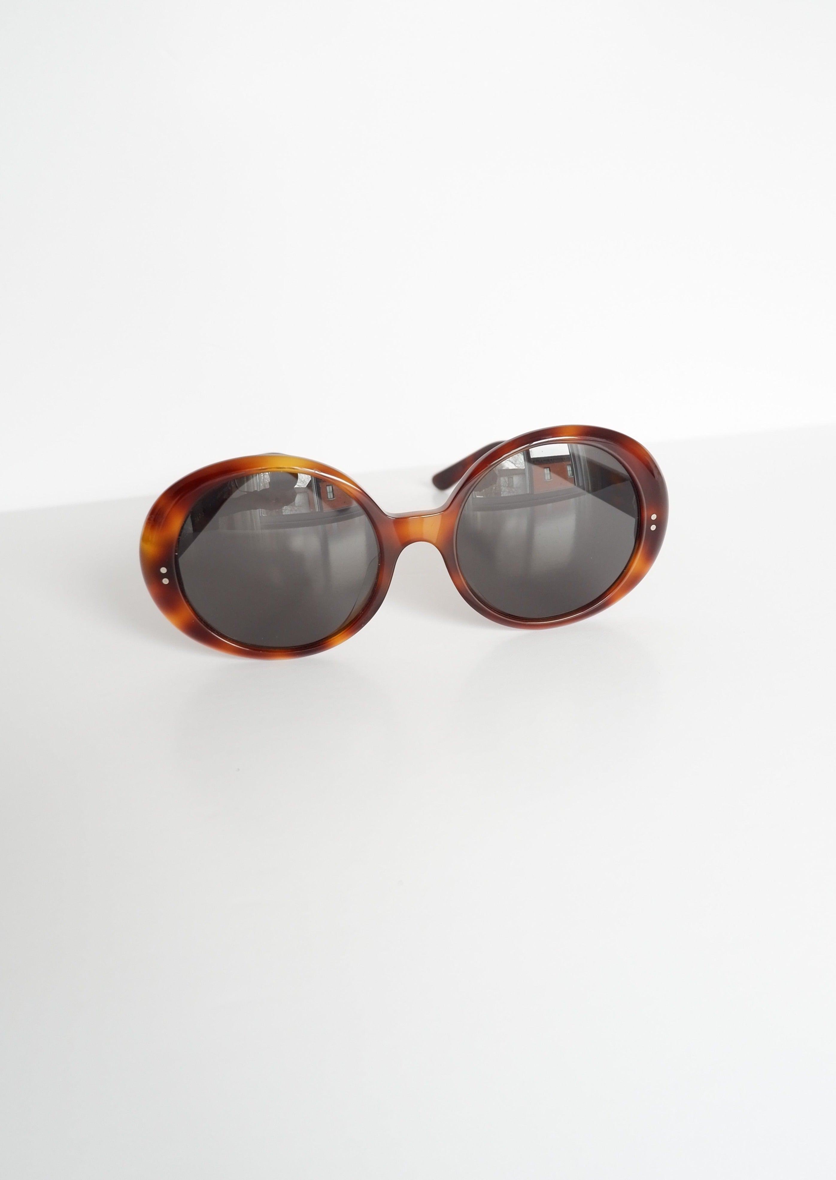 Authentiques lunettes de soleil rondes Celine d'occasion en écaille de tortue