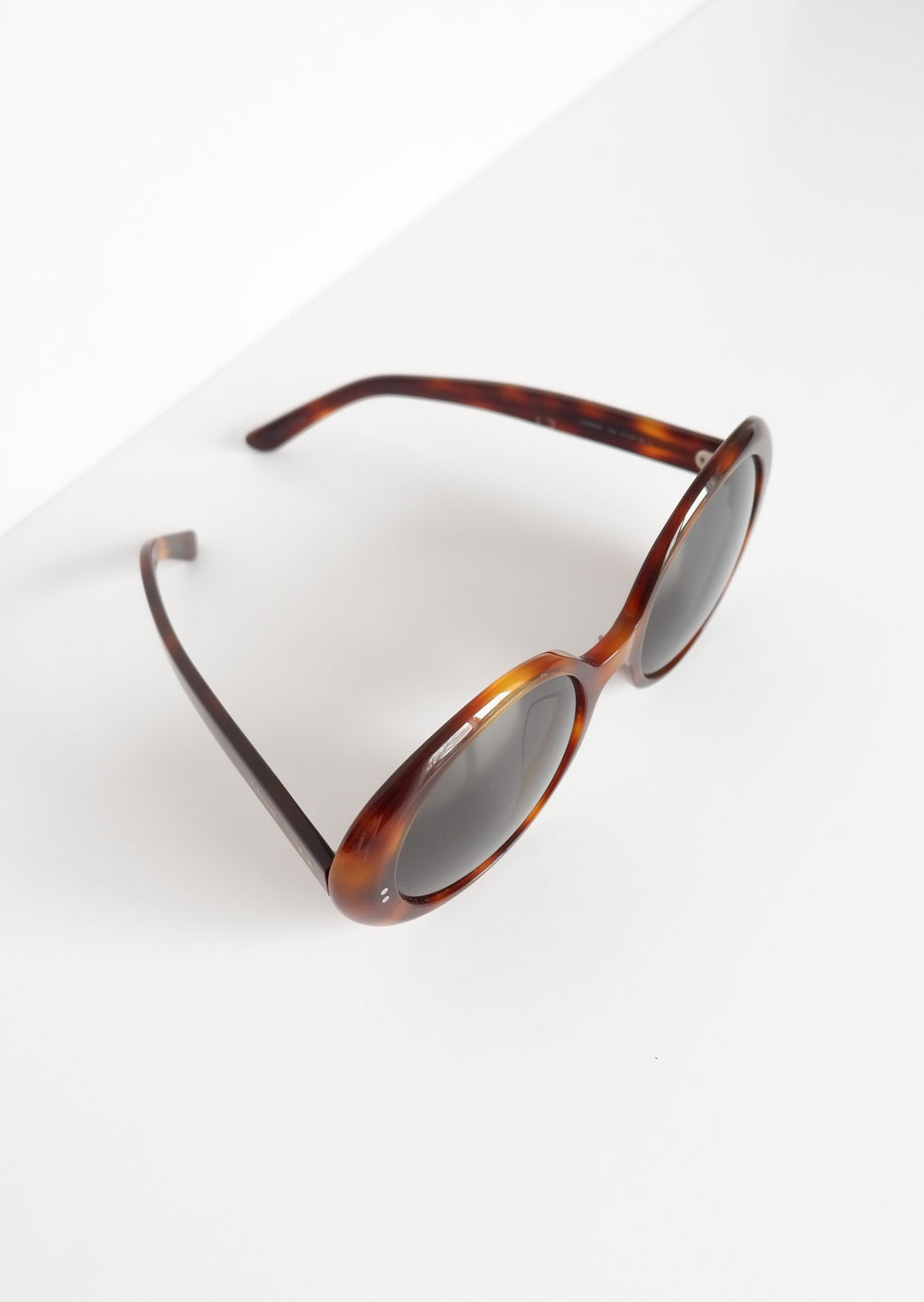 Authentiques lunettes de soleil rondes Celine d'occasion en écaille de tortue