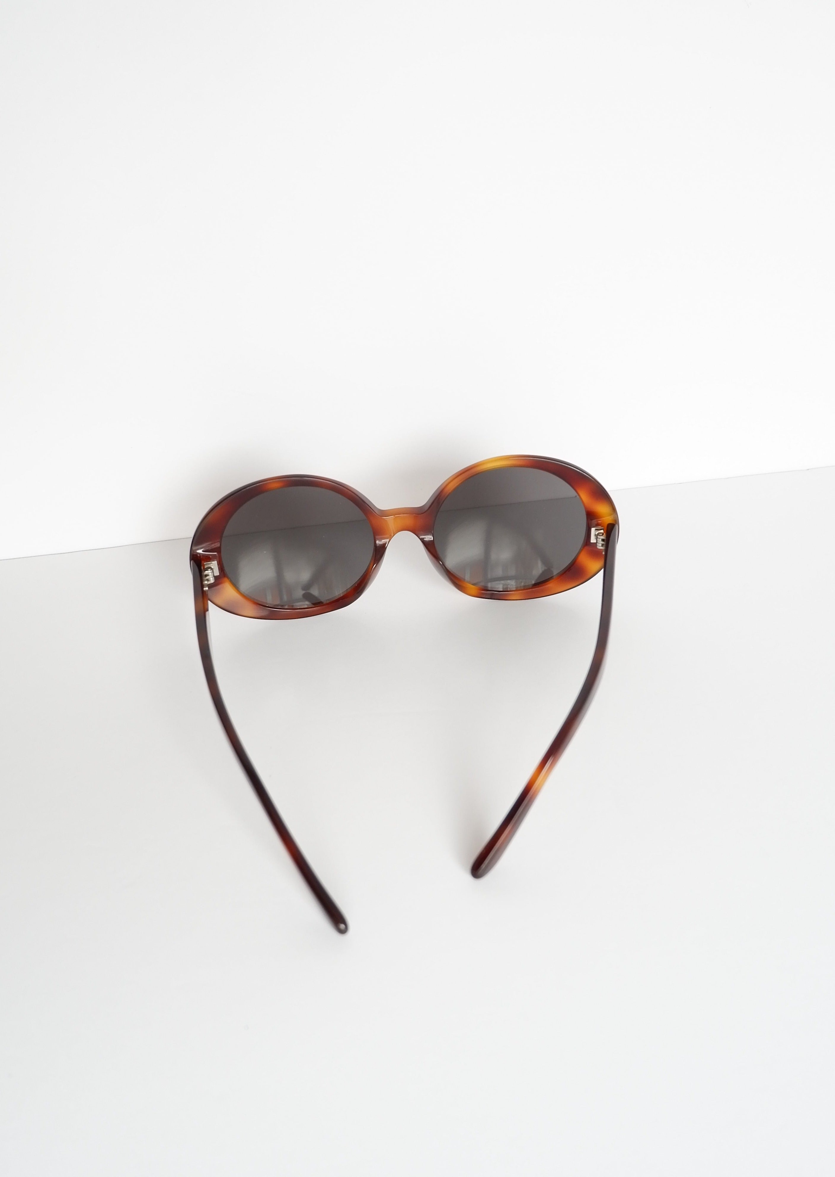Authentiques lunettes de soleil rondes Celine d'occasion en écaille de tortue