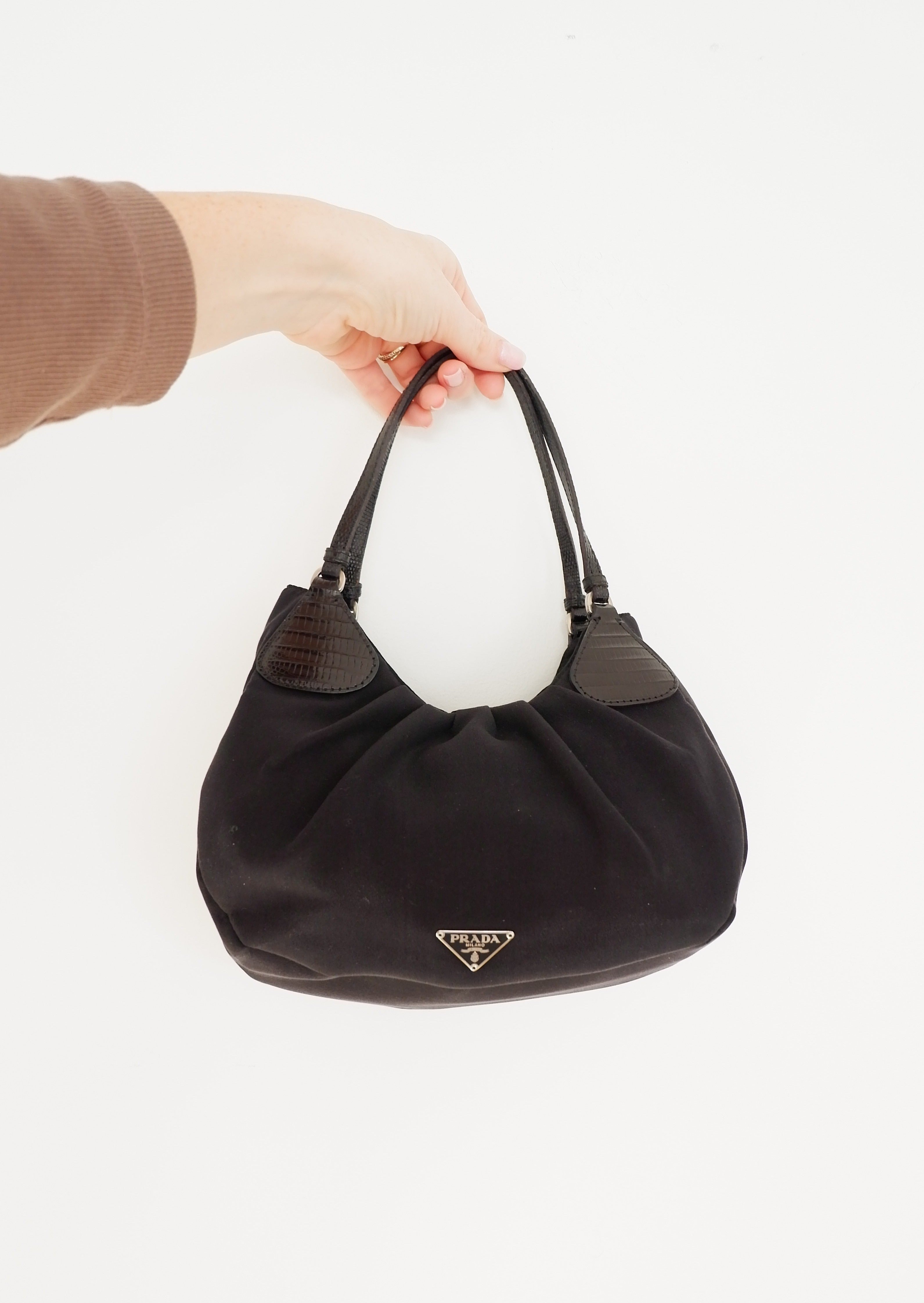Sac à main Prada d'occasion authentique en tissu noir orné (perlé)