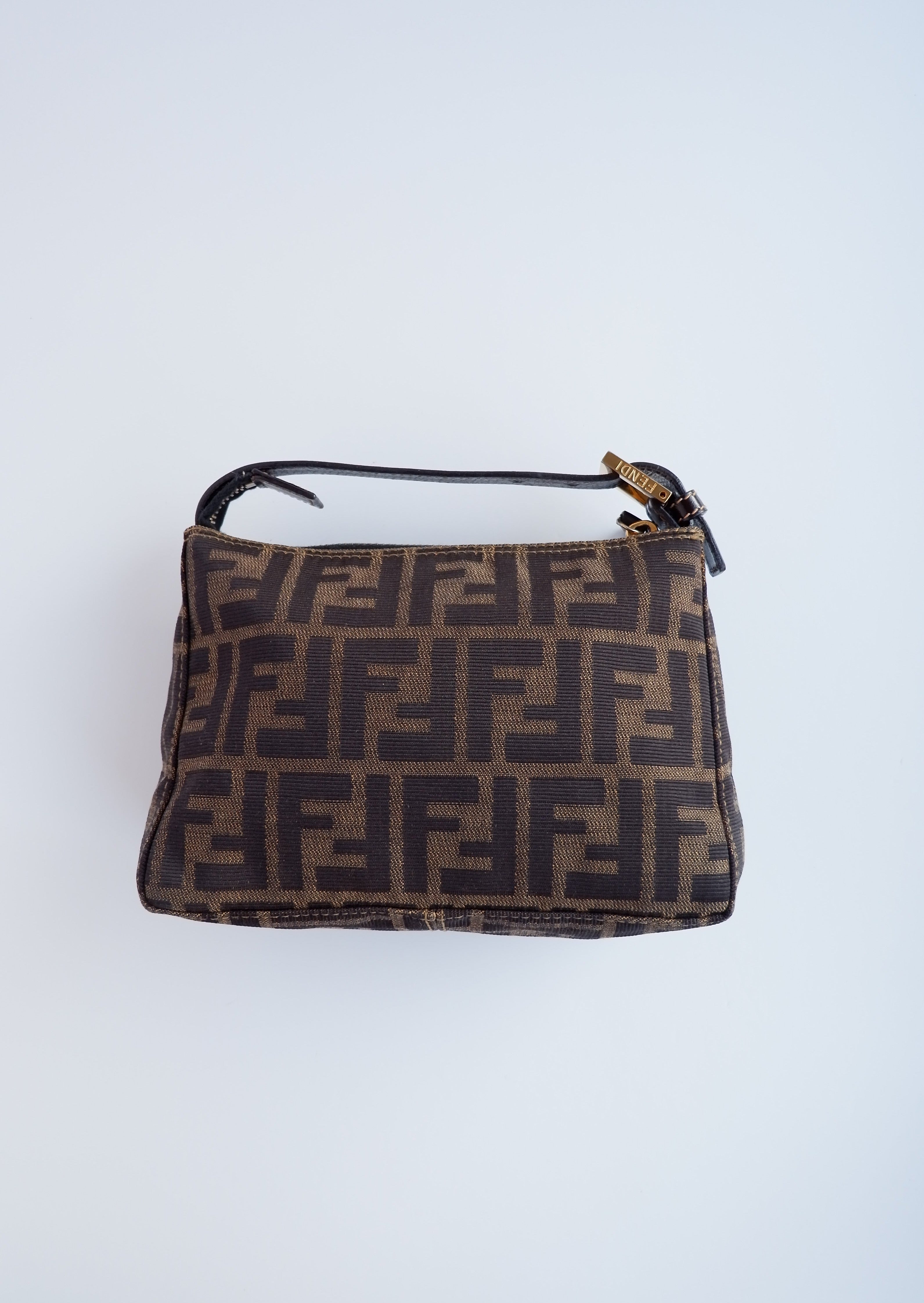 Authentique sac pochette Fendi Zucca d'occasion
