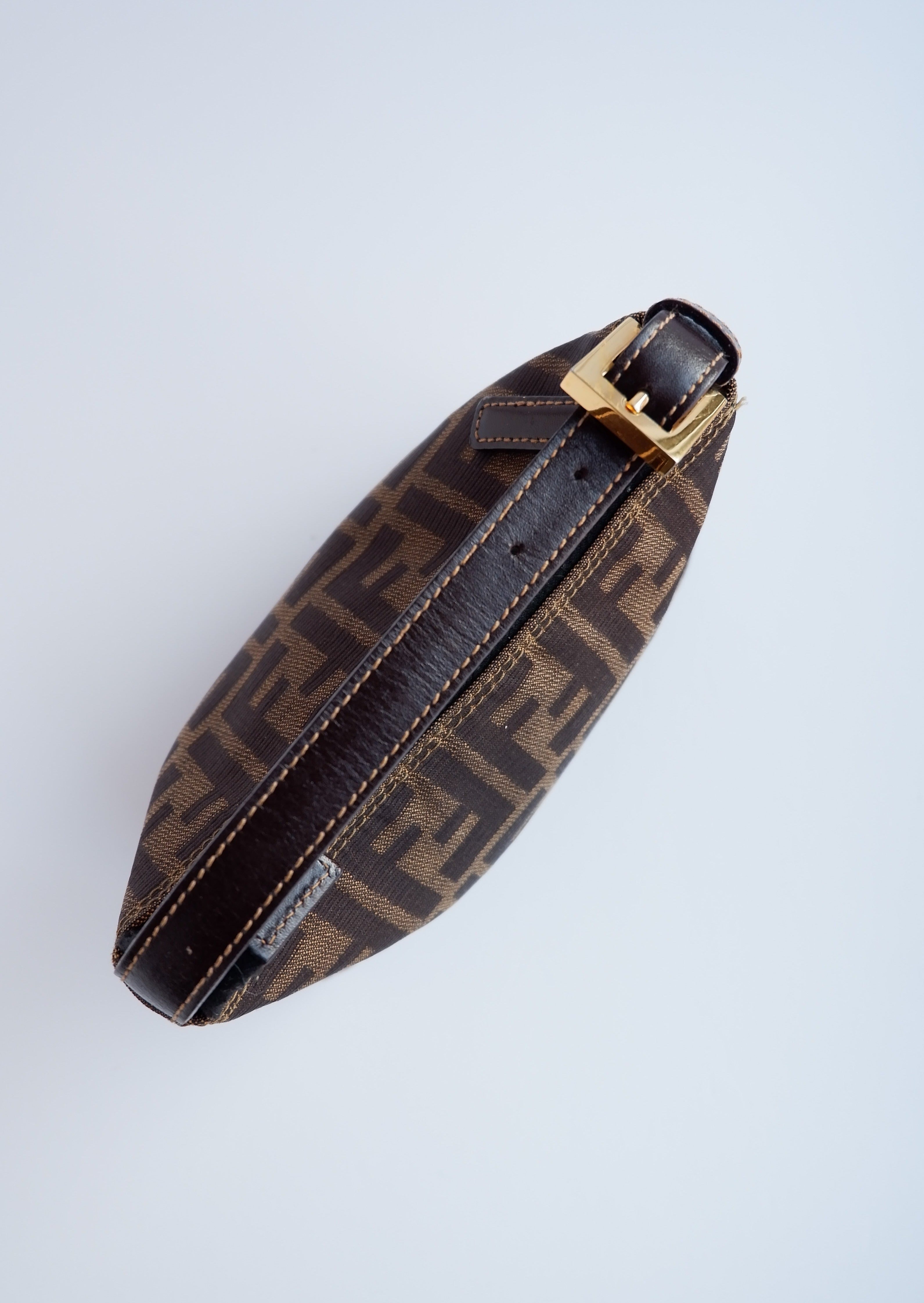 Authentique sac pochette Fendi Zucca d'occasion
