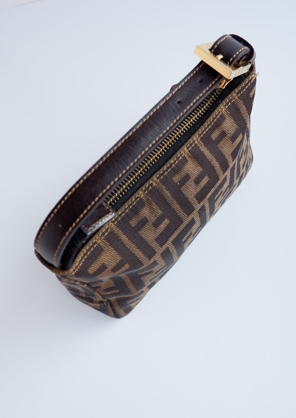 Authentique sac pochette Fendi Zucca d'occasion