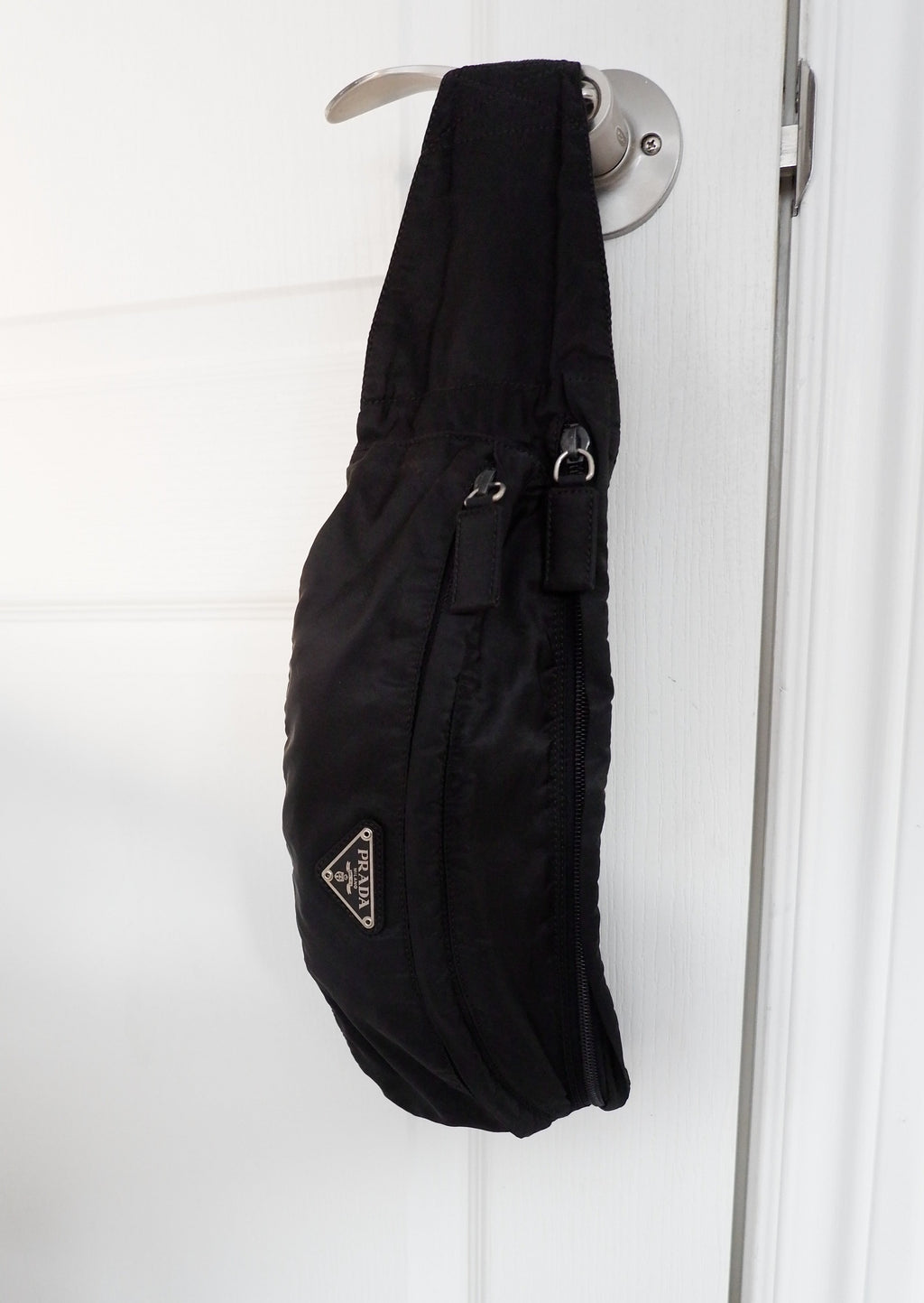 Sac Banane Prada Authentique d'occasion en Nylon Noir