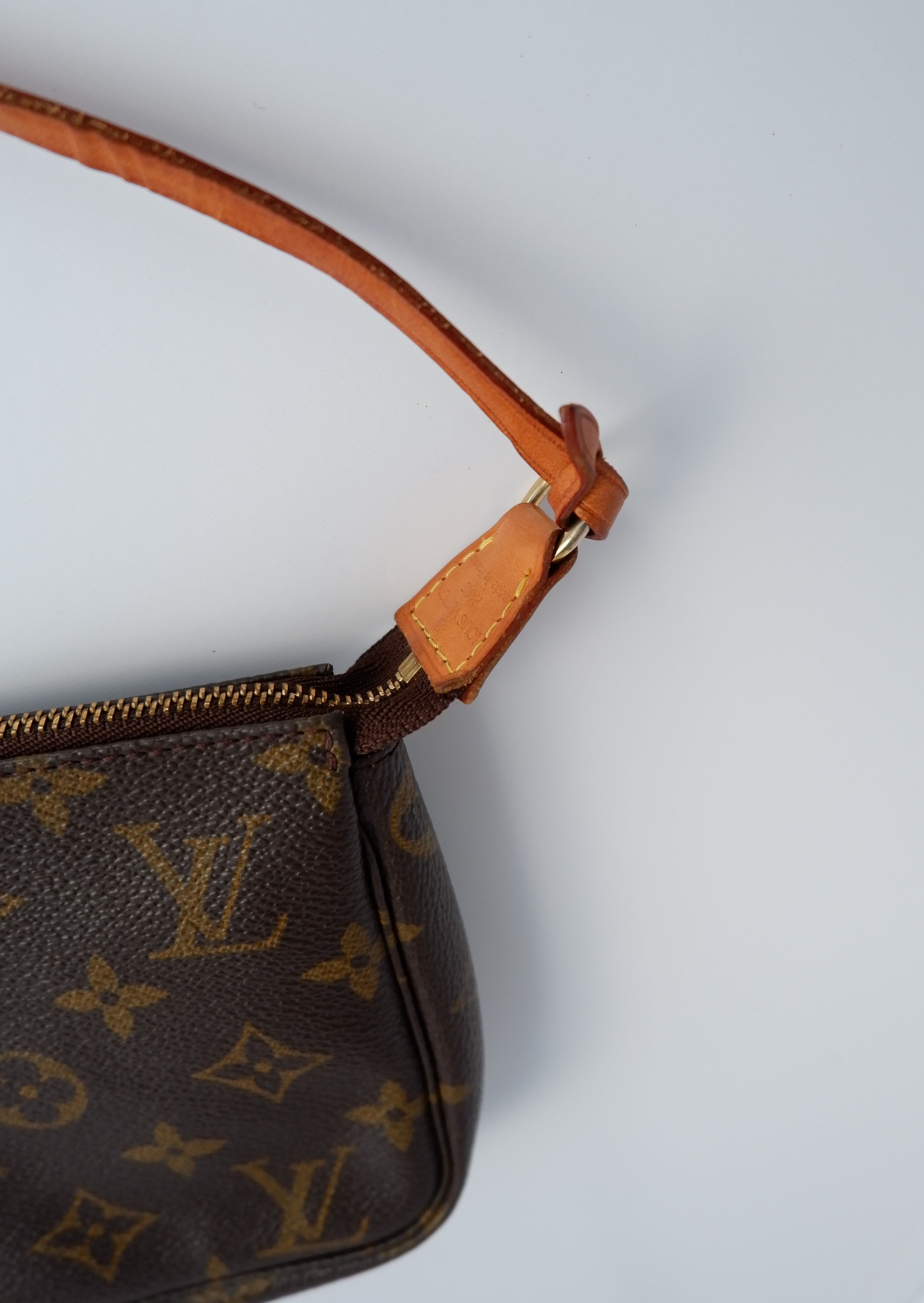 Pochette Accessoires Louis Vuitton Monogram Authentique d'occasion
