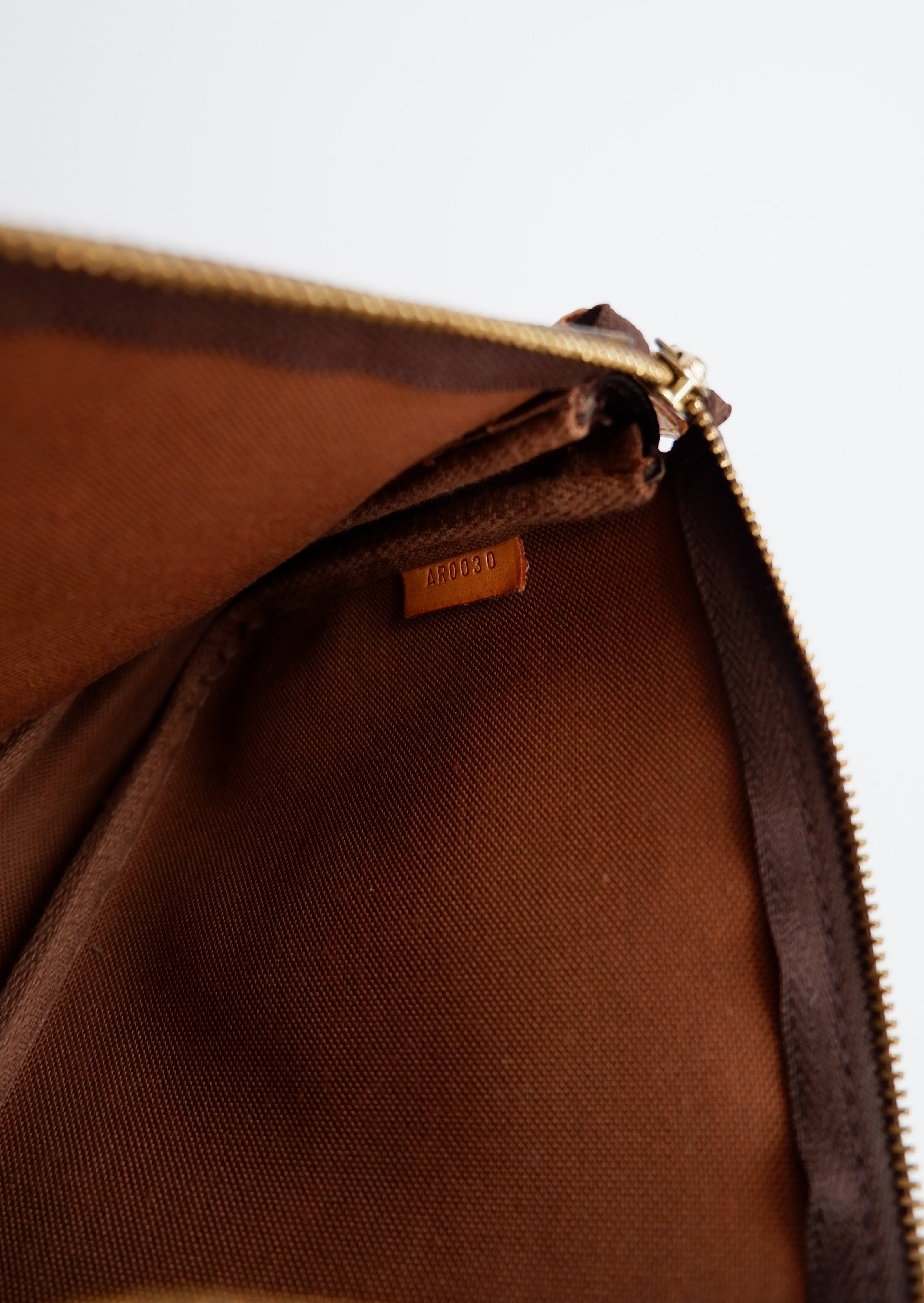 Pochette Accessoires Louis Vuitton Monogram Authentique d'occasion