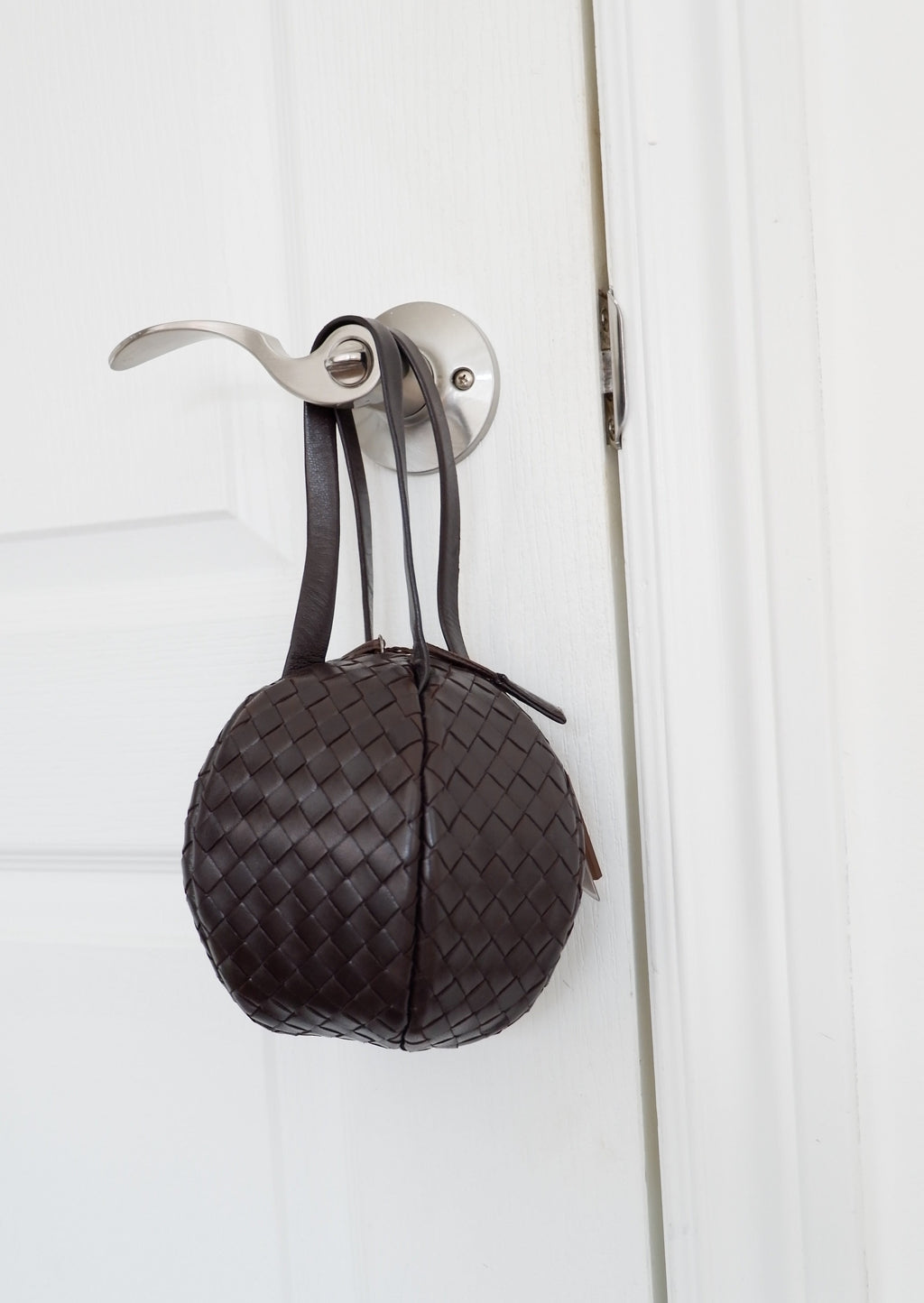 Sac à main Bottega Veneta Mava Mini marron d'occasion authentique