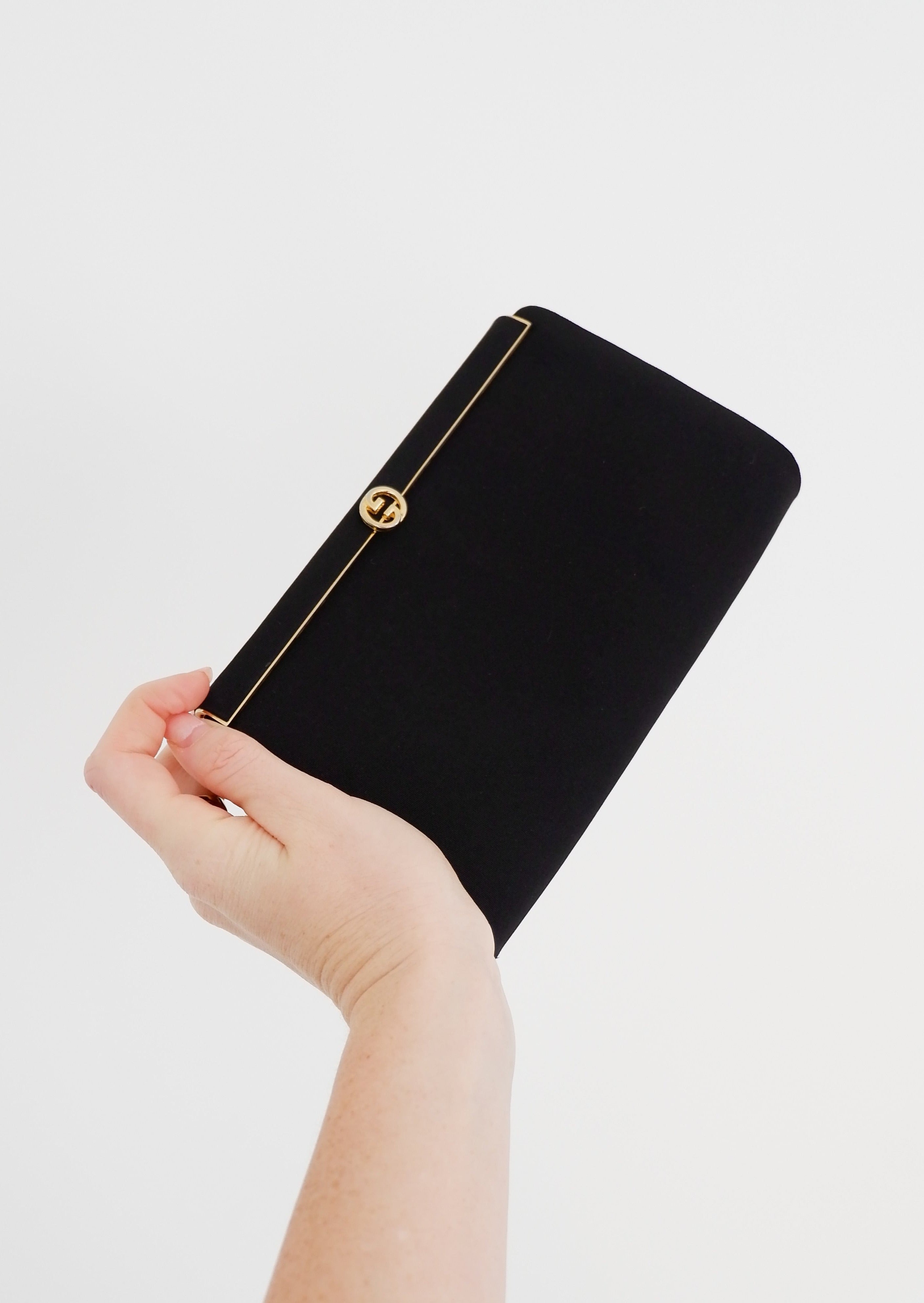 Pochette Gucci vintage authentique d'occasion en tissu noir