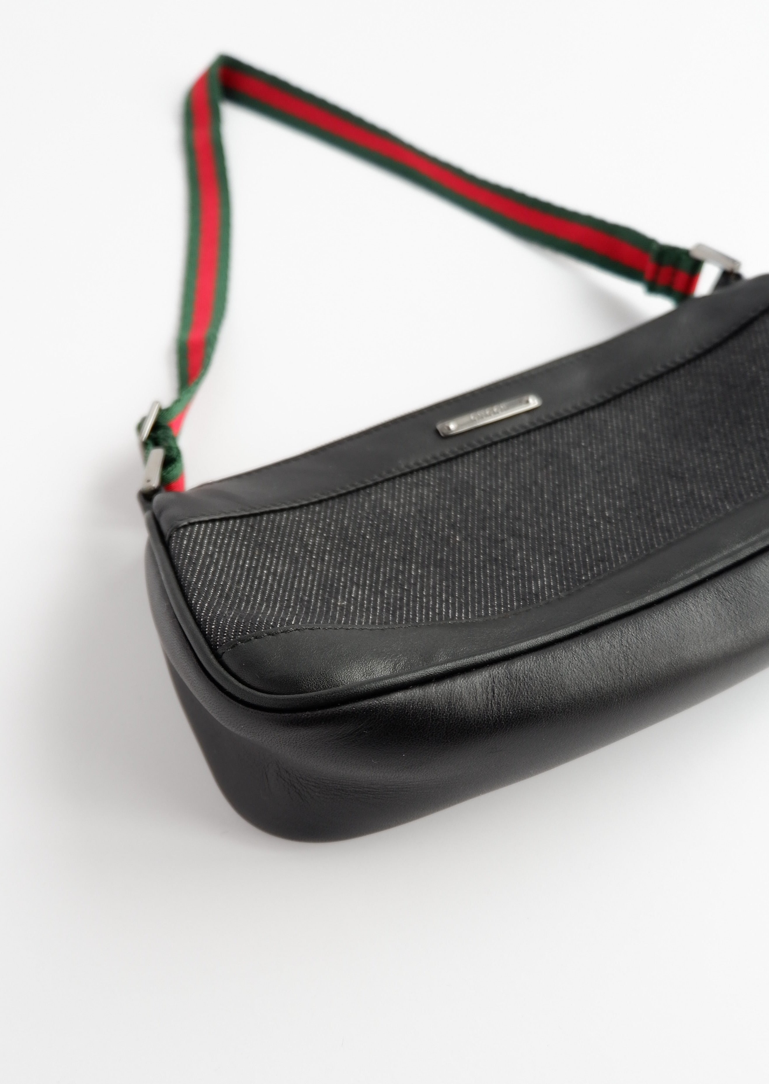 Authentique sac à bandoulière Gucci Micro en jean noir et cuir d'occasion