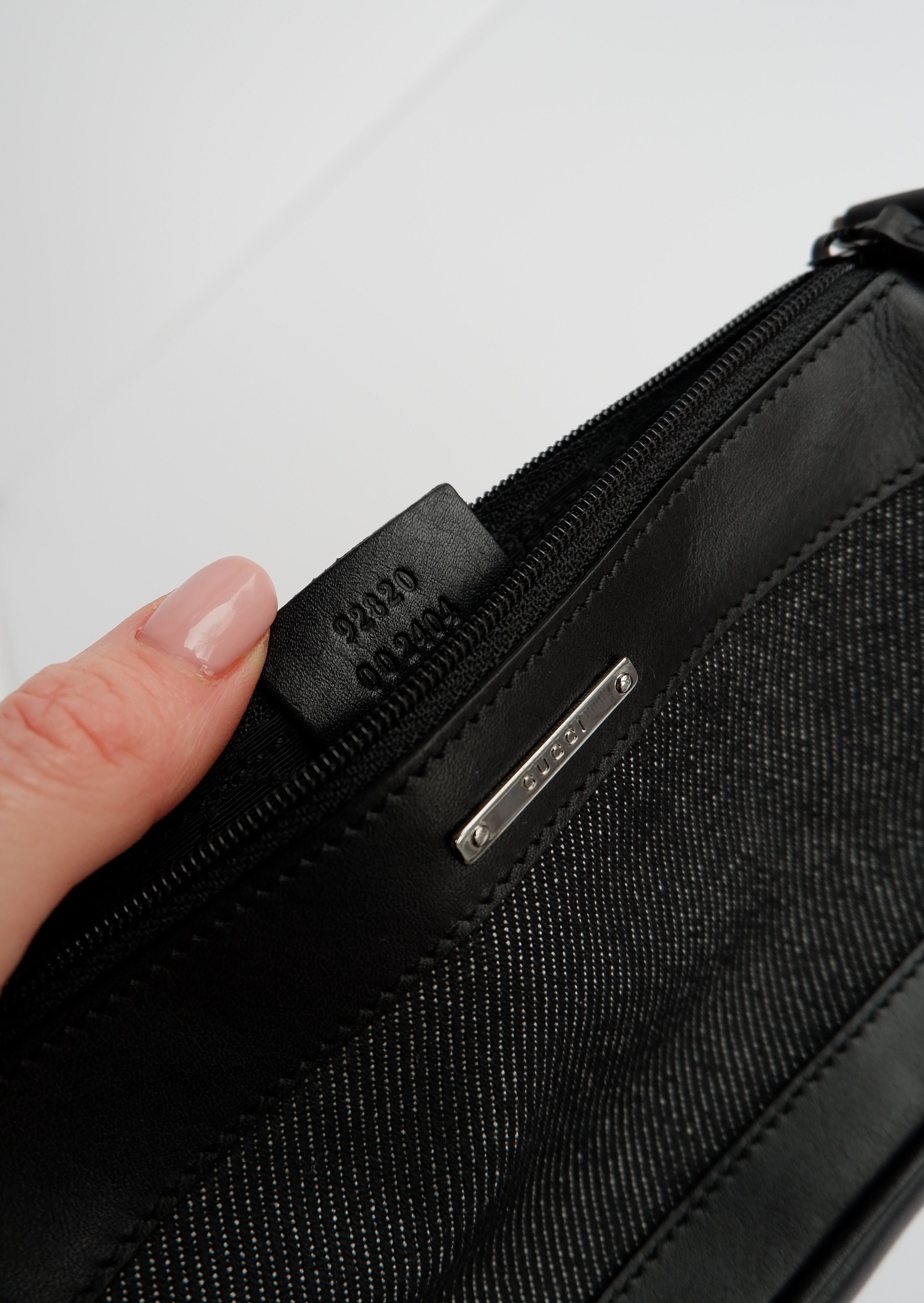 Authentique sac à bandoulière Gucci Micro en jean noir et cuir d'occasion