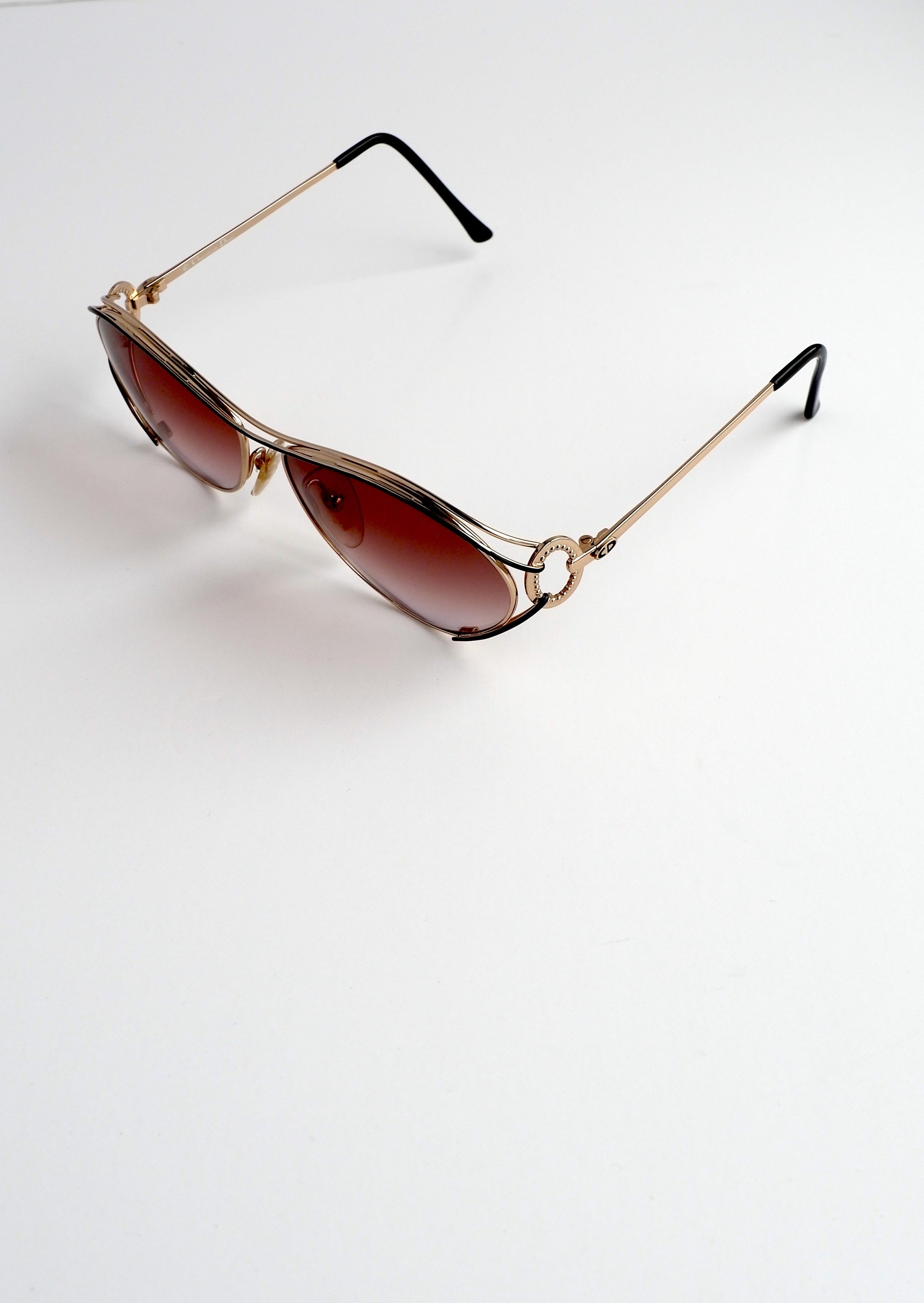 Authentiques lunettes de soleil vintage d'occasion à monture en métal doré Christian Dior