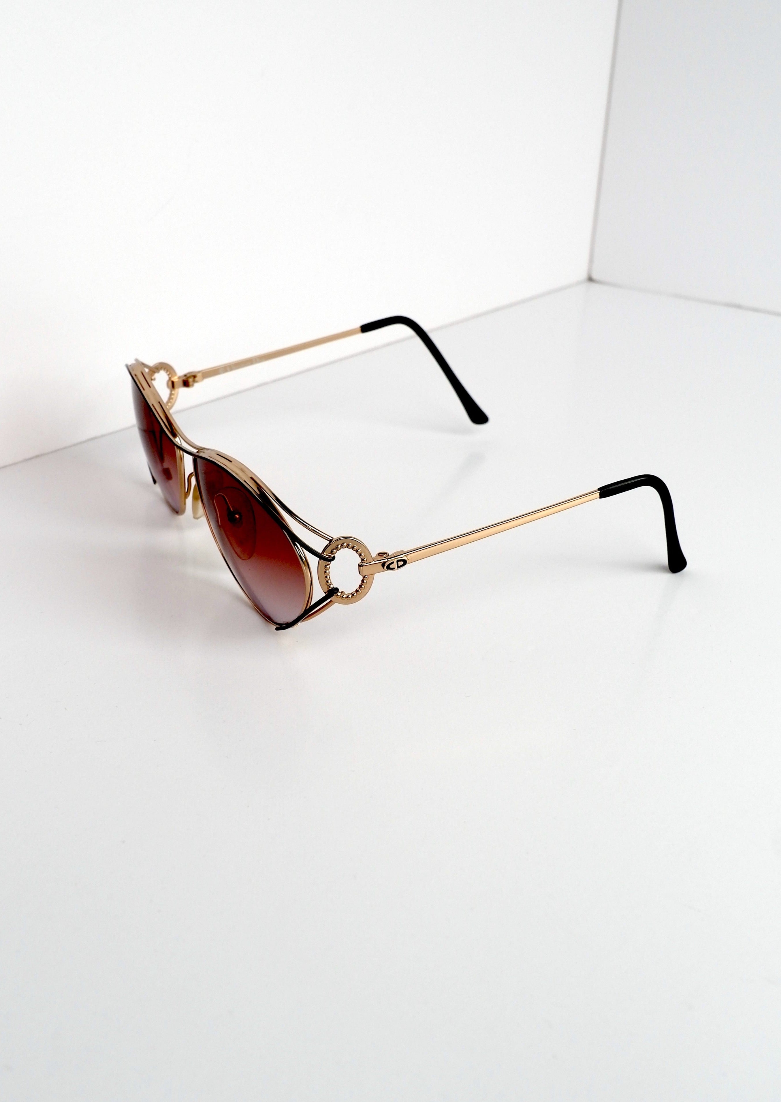 Authentiques lunettes de soleil vintage d'occasion à monture en métal doré Christian Dior