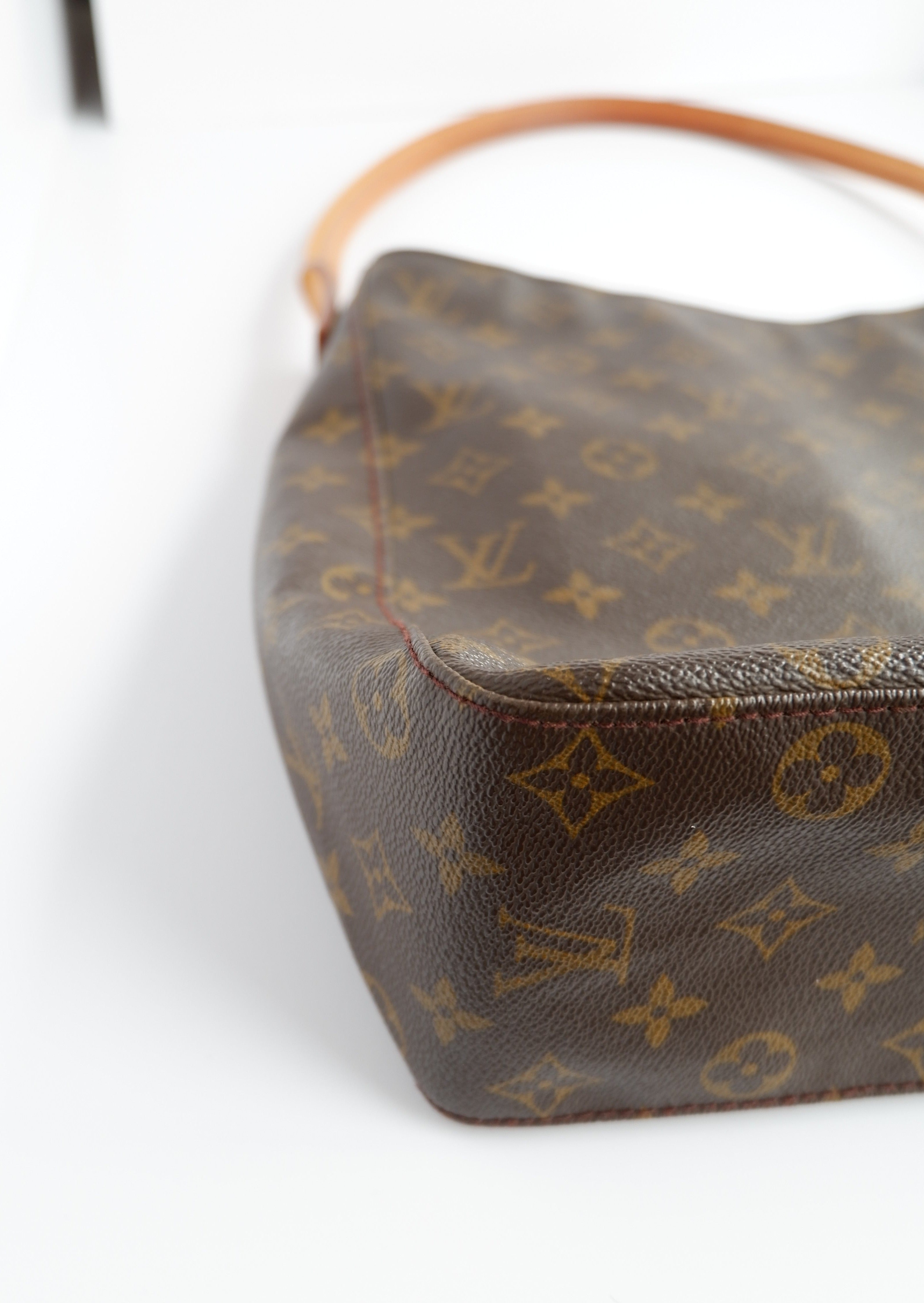 Authentique sac Looping GM Monogram d'occasion Louis Vuitton