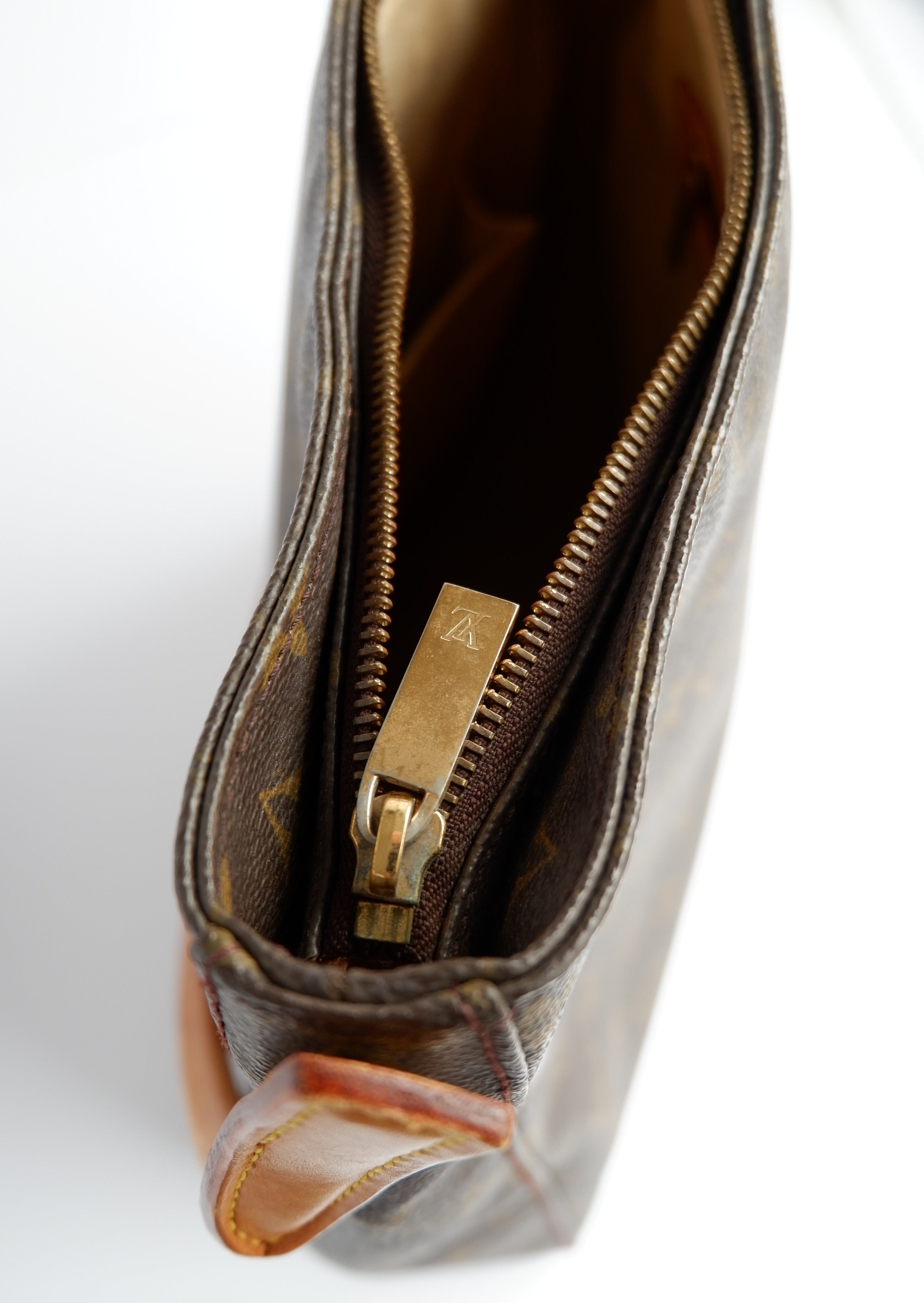 Authentique sac Looping GM Monogram d'occasion Louis Vuitton