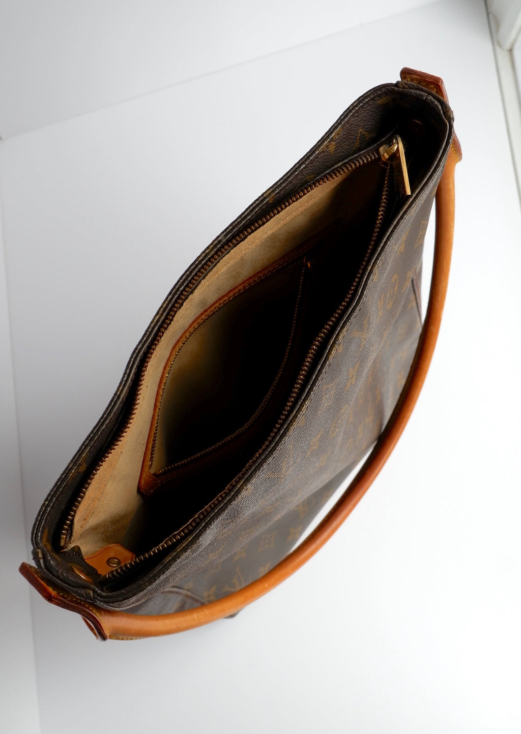 Authentique sac Looping GM Monogram d'occasion Louis Vuitton