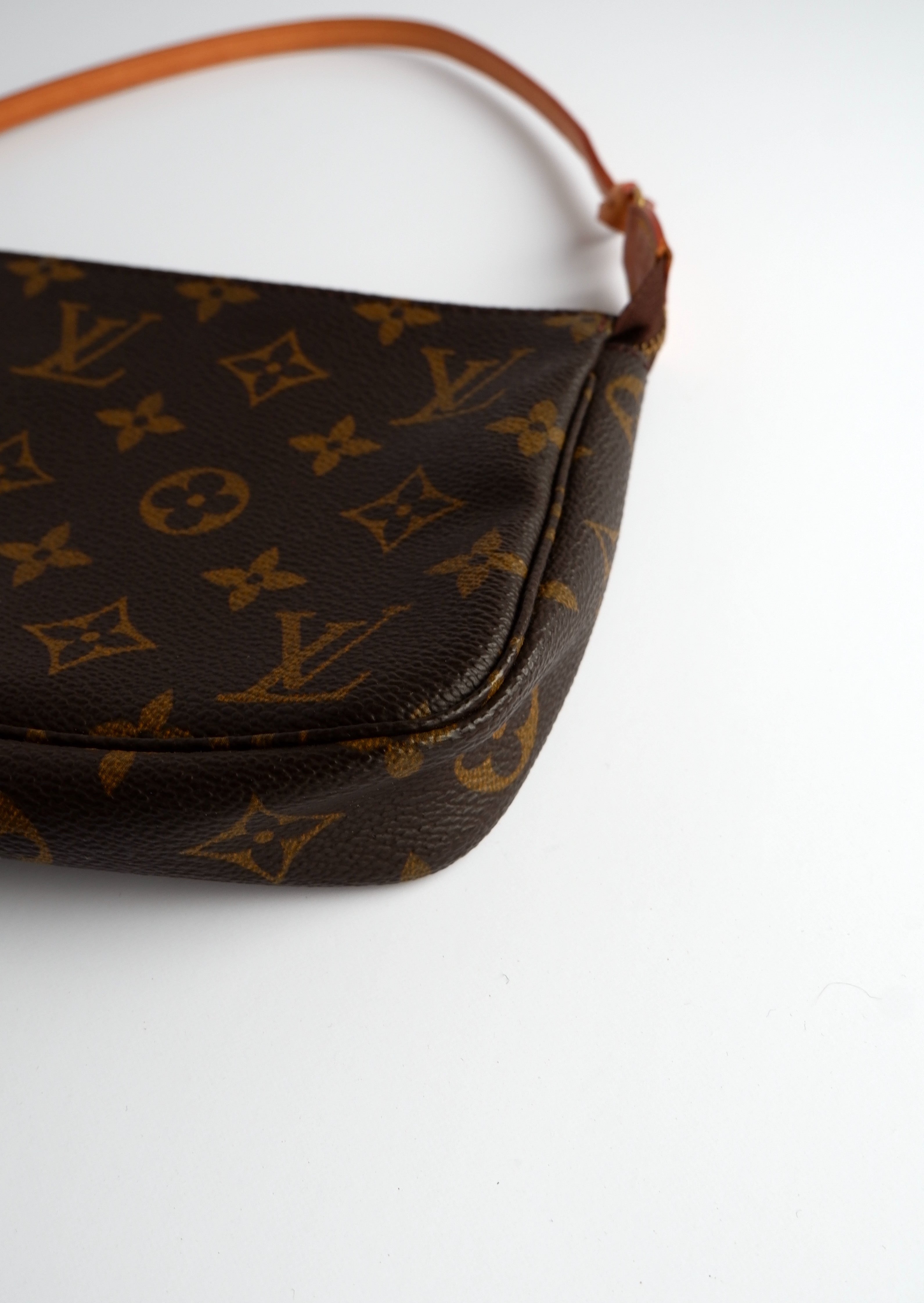 Pochette Accessoires Louis Vuitton Monogram Authentique d'occasion