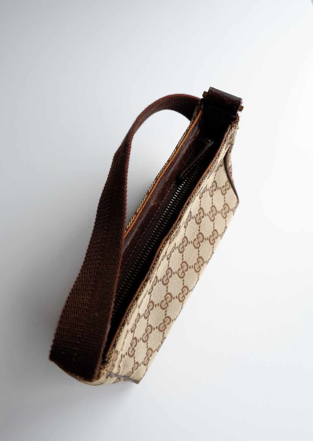 Authentique Sac bandoulière Gucci Micro en toile GG marron, d'occasion