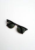 Authentiques lunettes de soleil Ray-Ban Clubmaster noires d'occasion