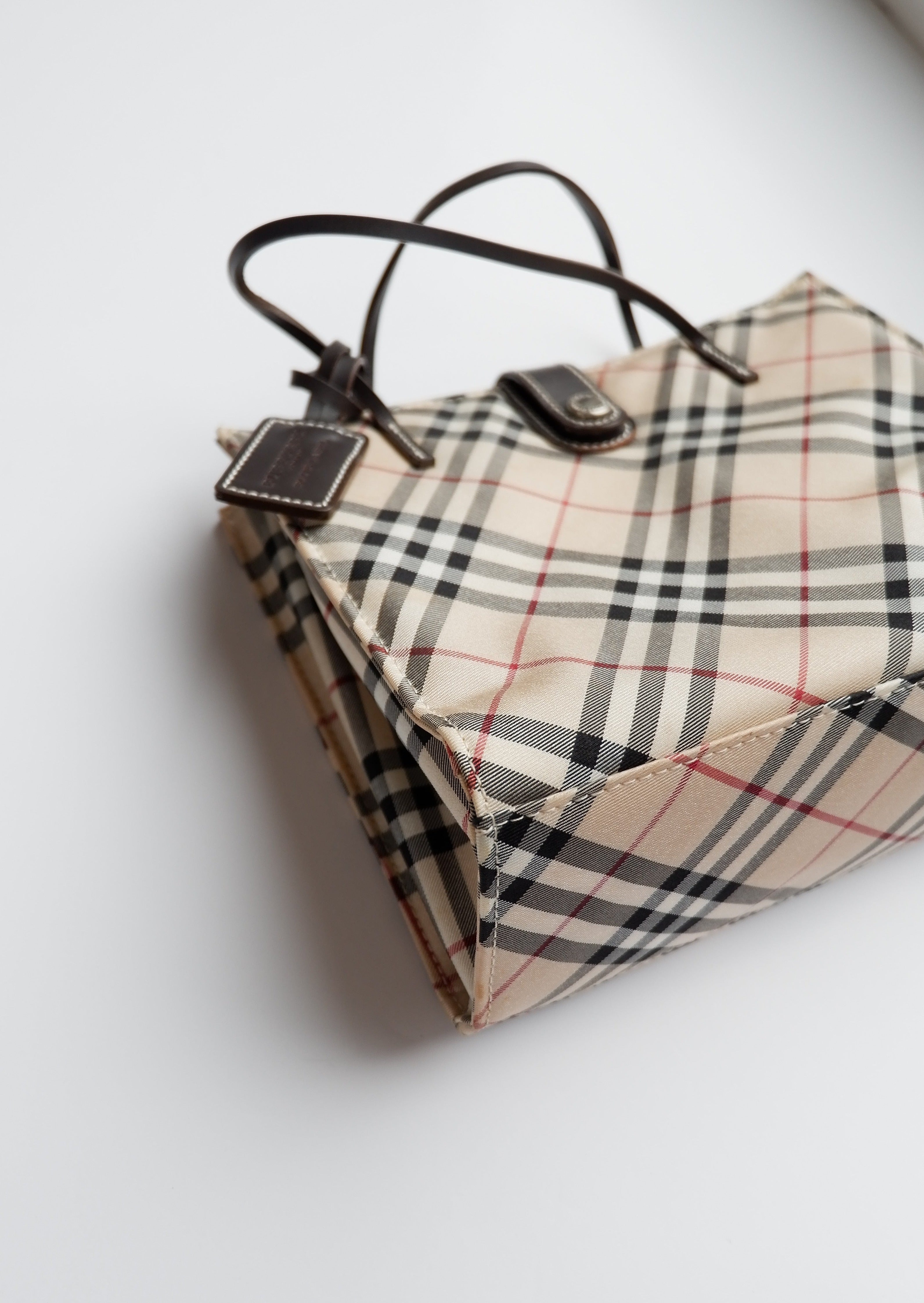 Fourre-tout micro Burberry Vintage Check authentique d'occasion avec poignée supérieure