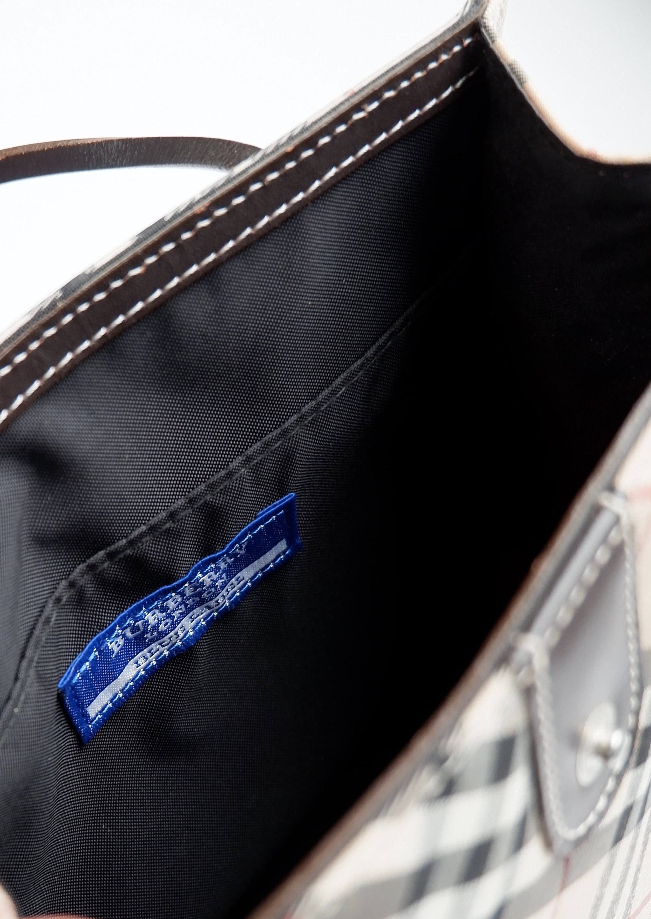Fourre-tout micro Burberry Vintage Check authentique d'occasion avec poignée supérieure