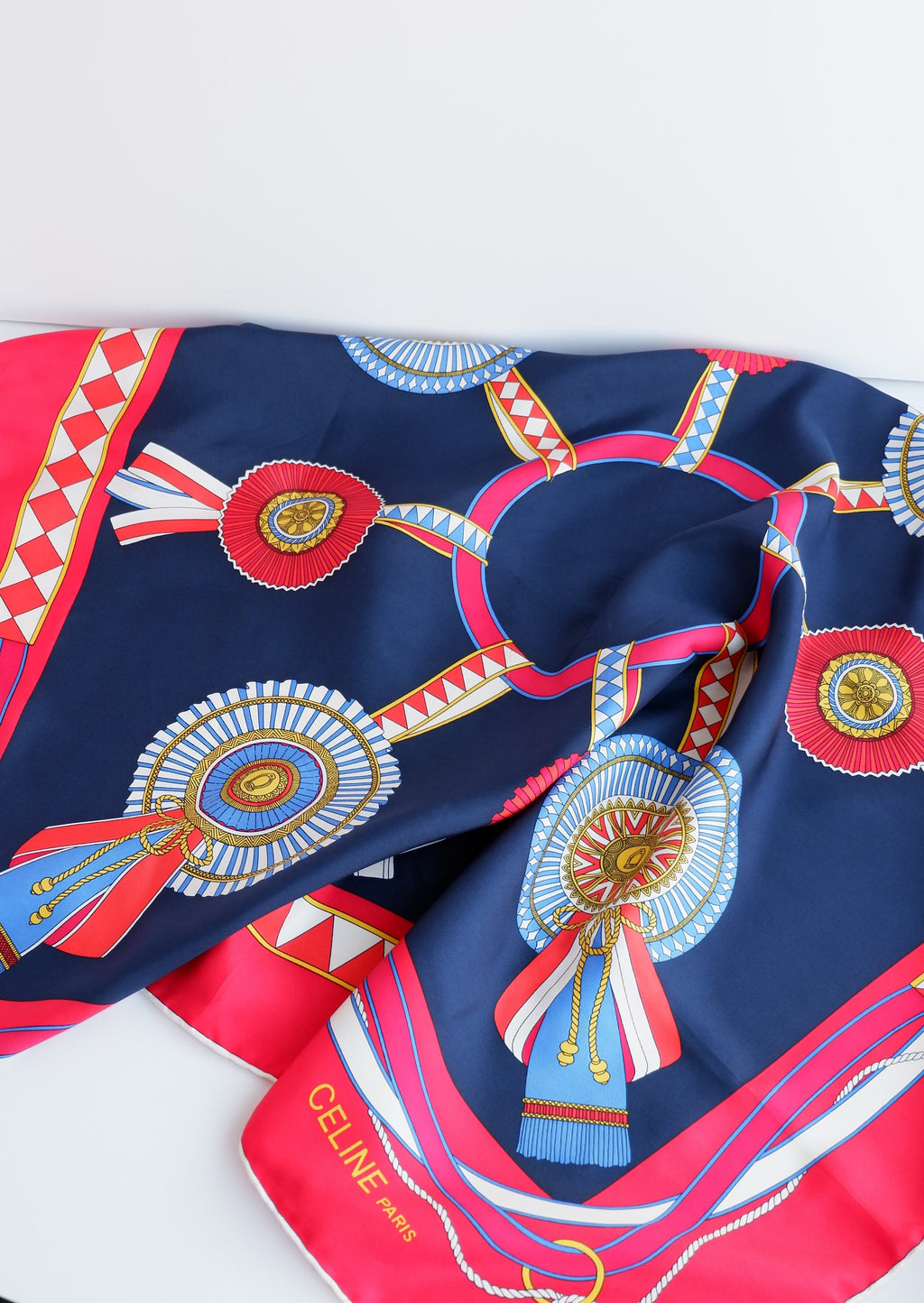 Authentique Écharpe en Soie Vintage Céline Rouge/Marine Imprimée