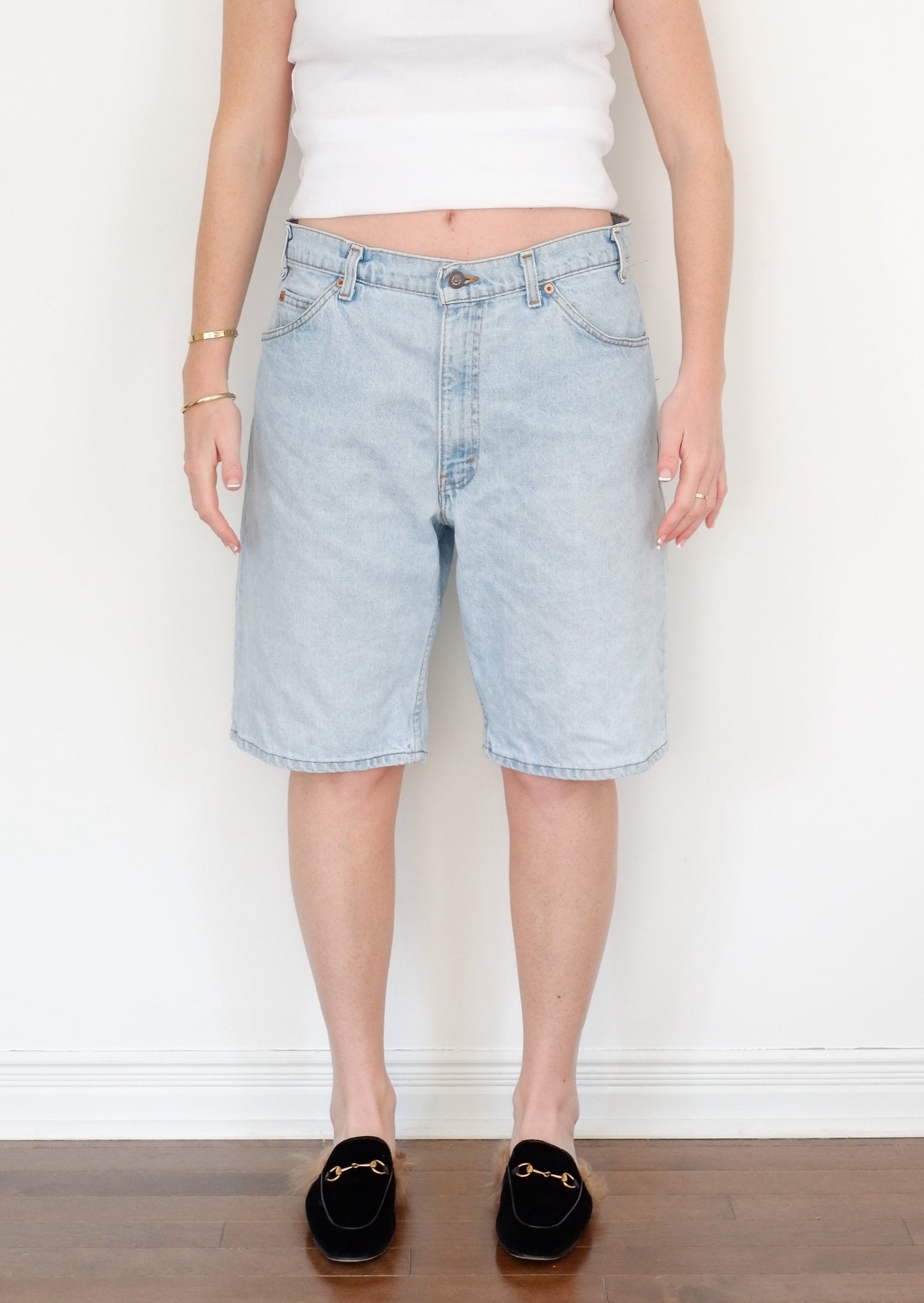 Levis Vintage 550 Light Wash Jean Shorts - 34