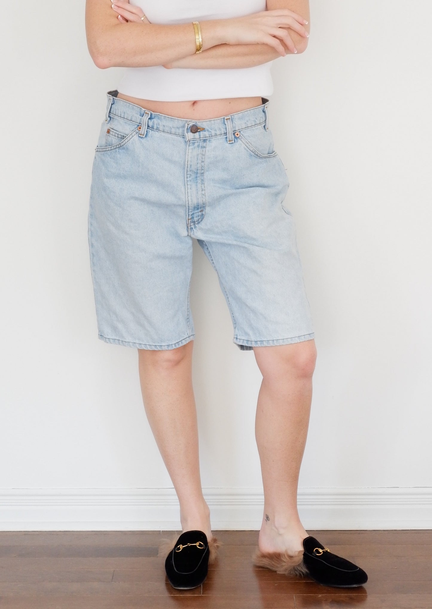 Levis Vintage 550 Light Wash Jean Shorts - 34