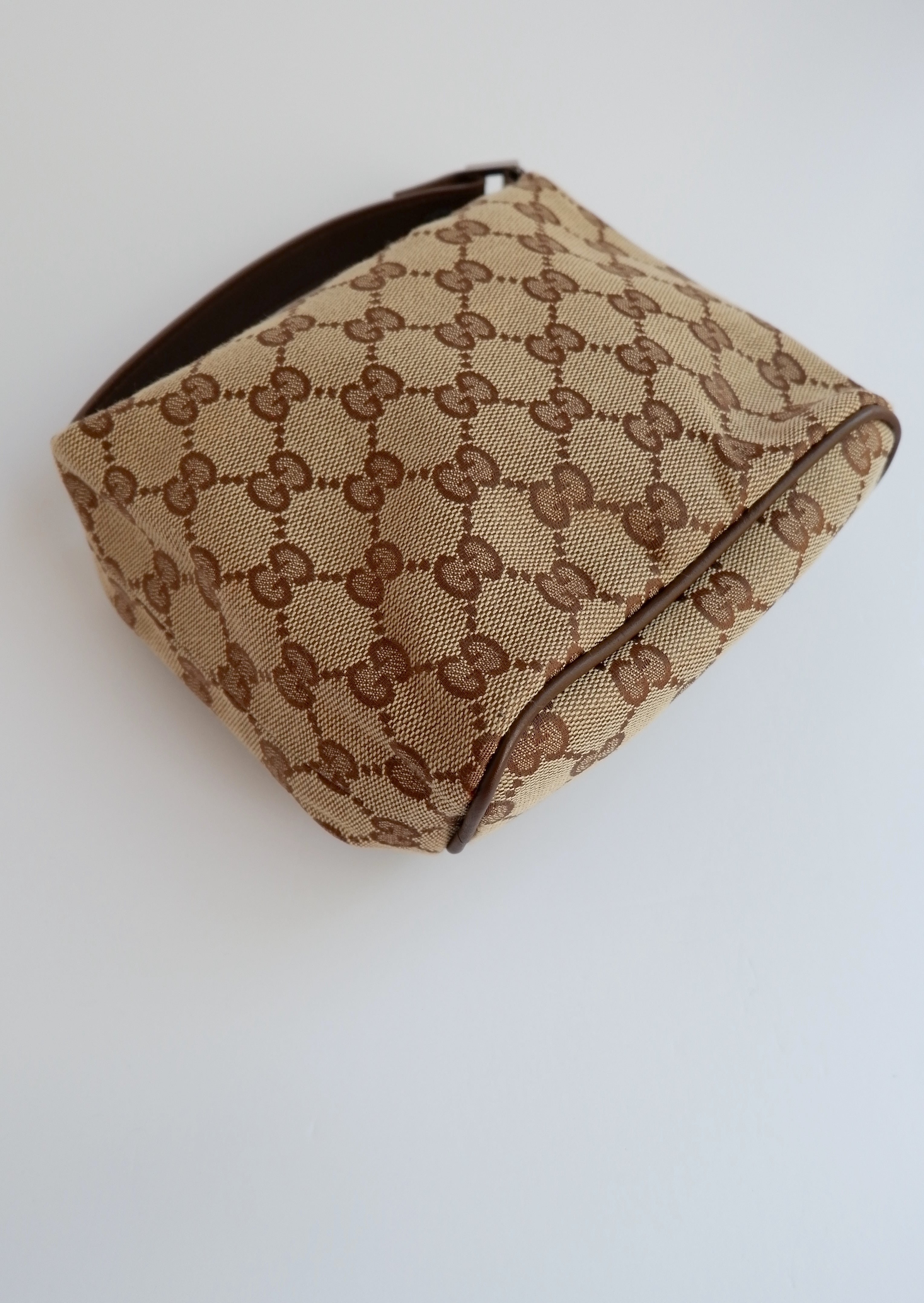 Authentique Sac Pochette Gucci en Toile GG Marron d'occasion