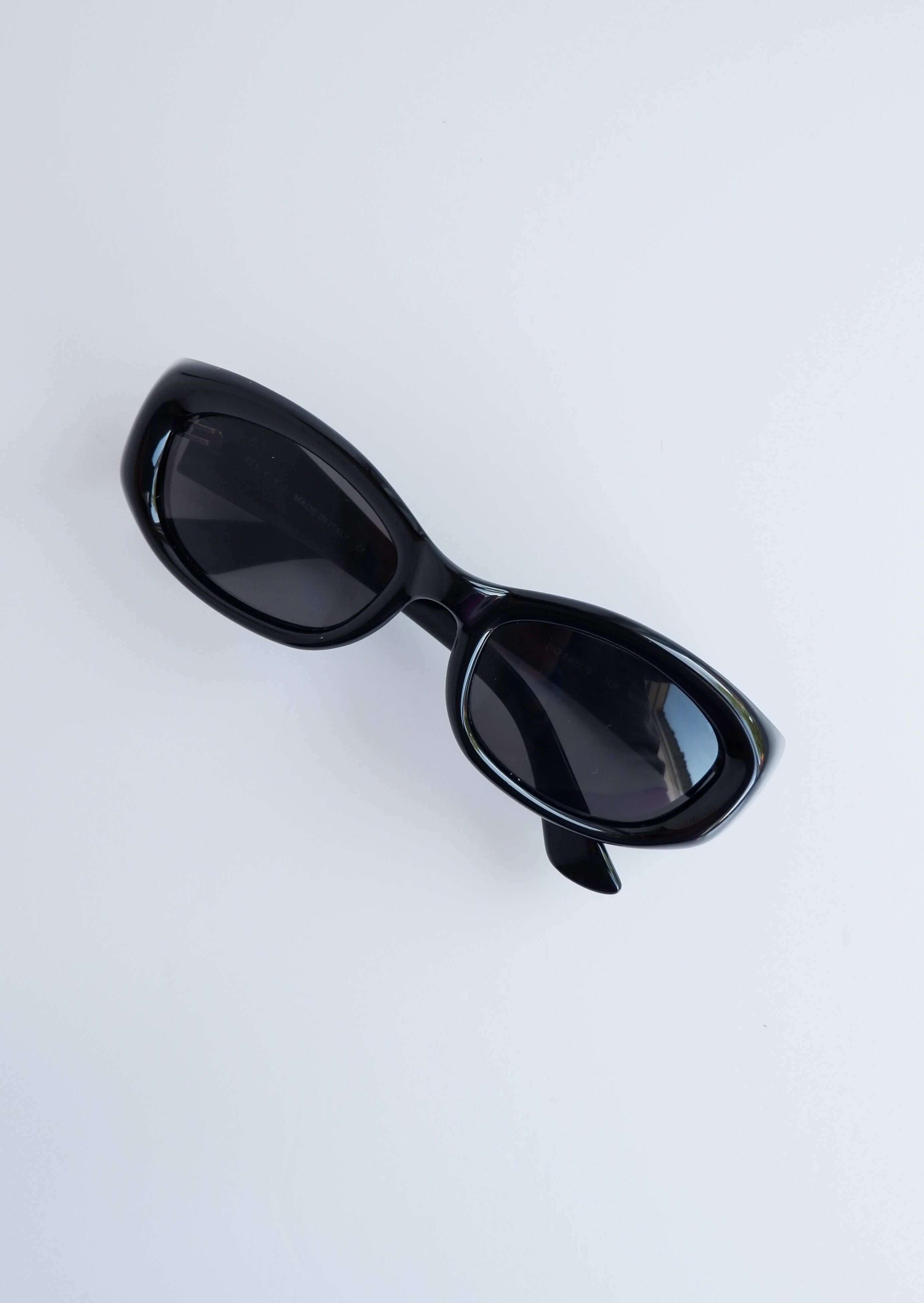 Authentiques lunettes de soleil vintage Gucci à monture carrée noires