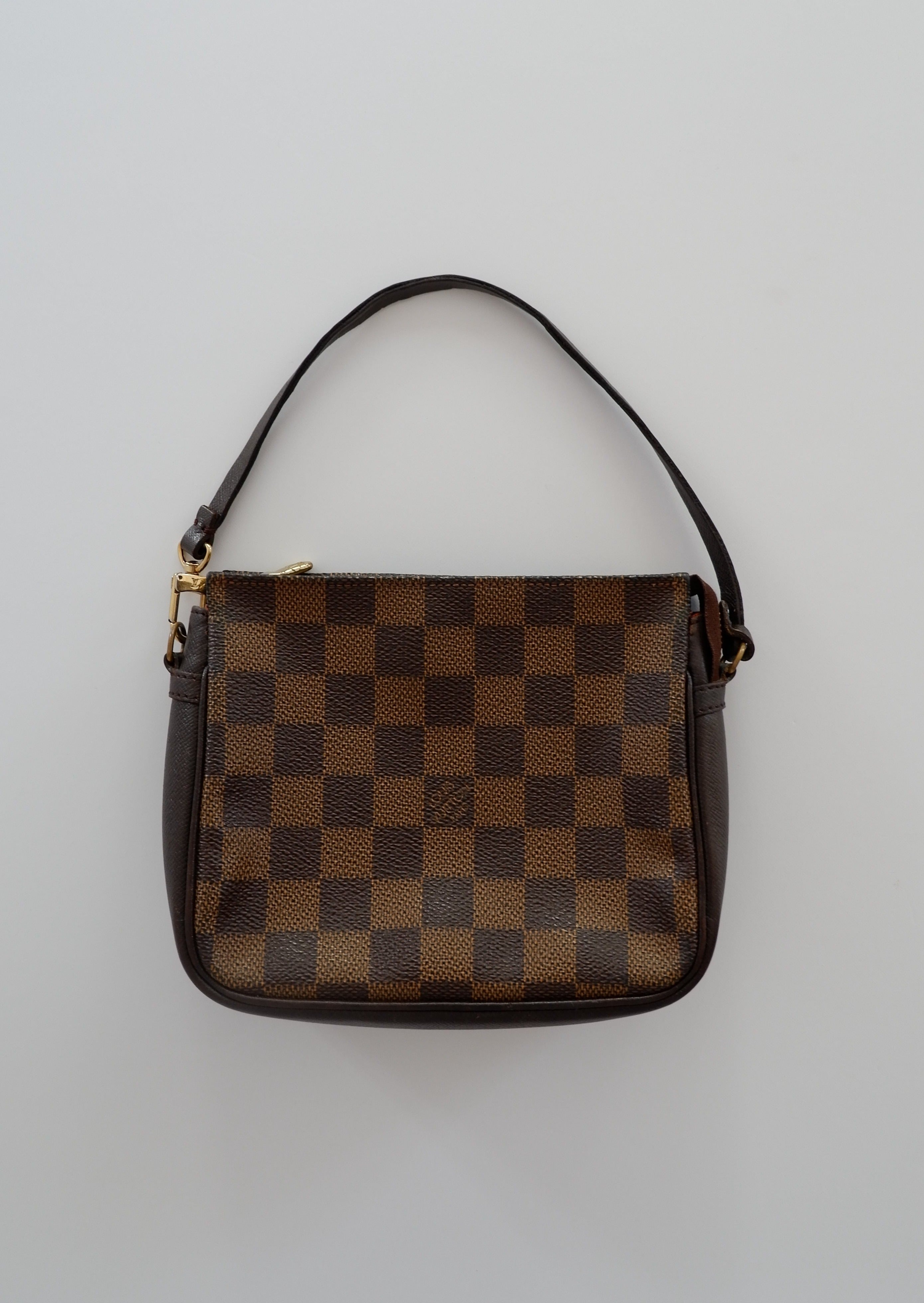 Pochette accessoire Louis Vuitton Damier Ebene Trousse, pré-aimée et authentique