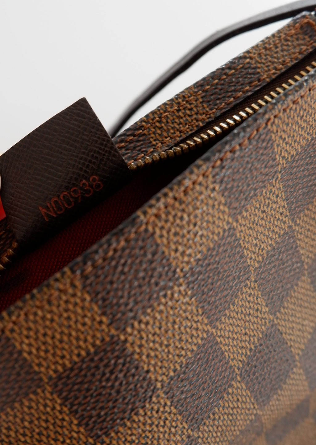 Pochette accessoire Louis Vuitton Damier Ebene Trousse, pré-aimée et authentique