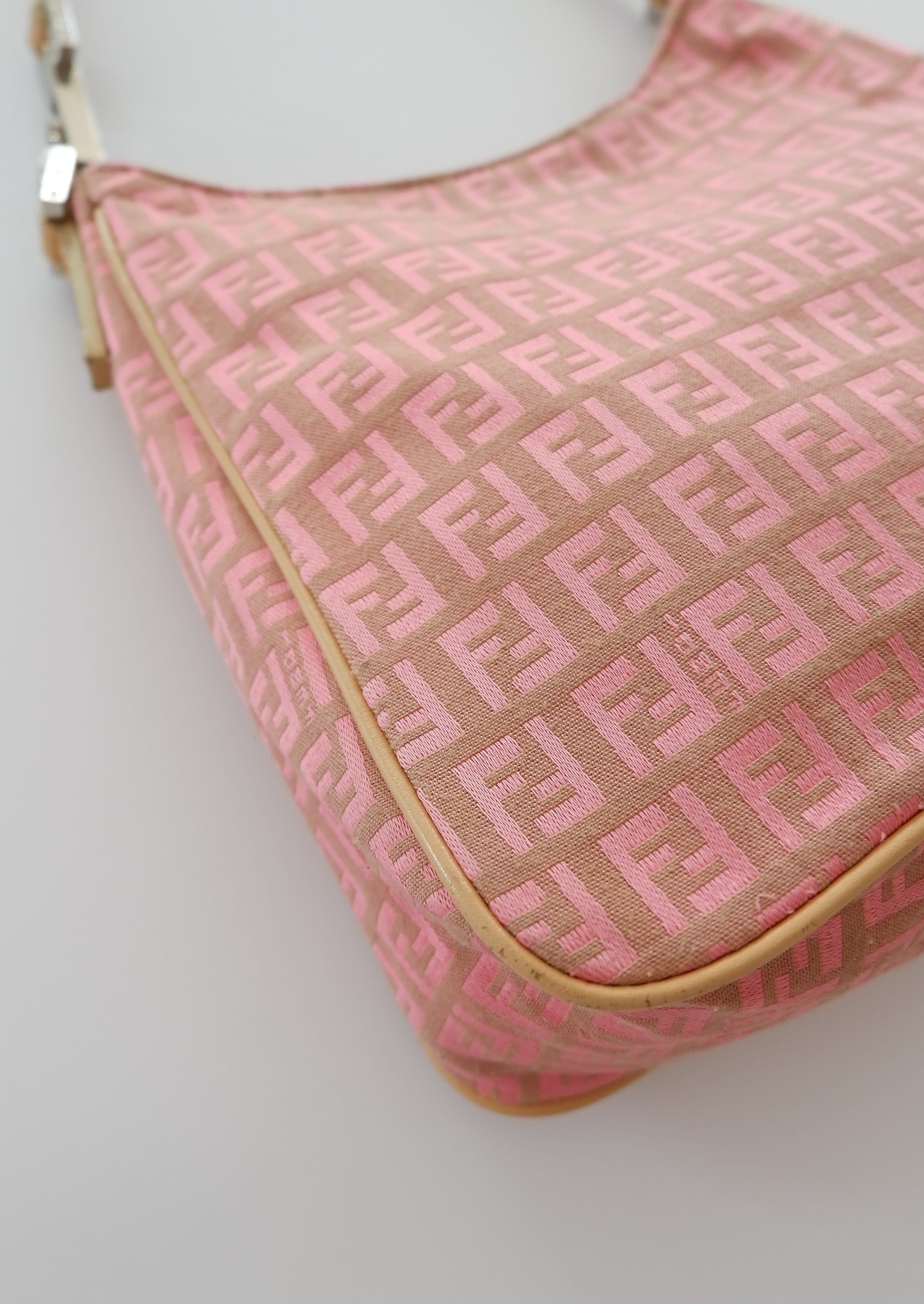 Sac Bandoulière Vintage Authentique Fendi Zucchino Rose d'occasion