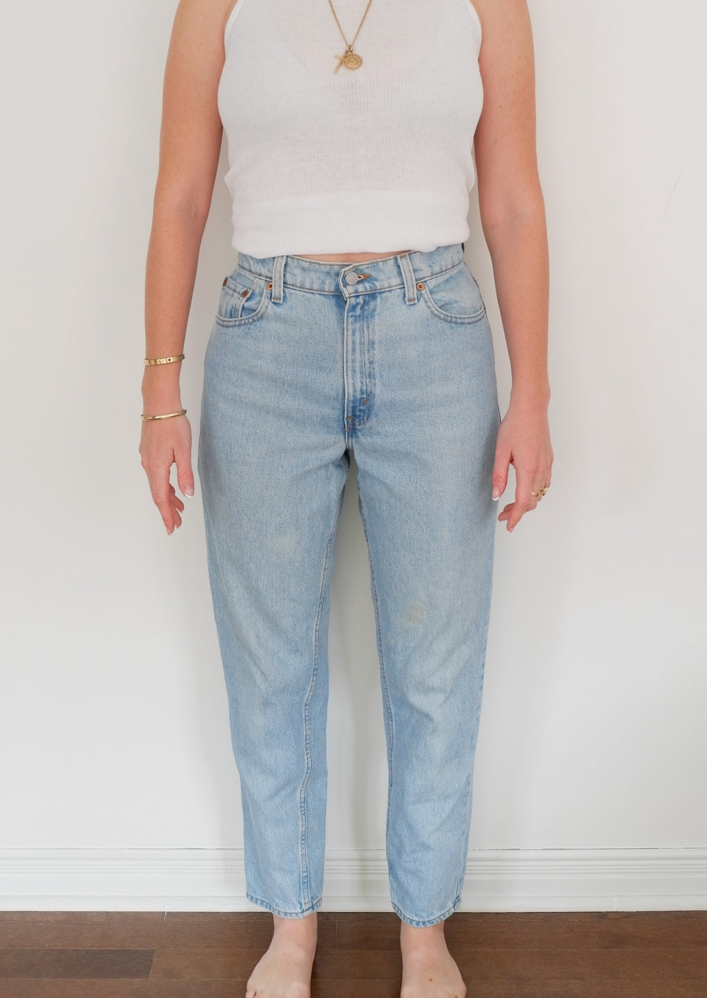 Levis Vintage 550 Light Wash Jeans - 29