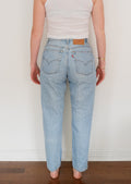 Levis Vintage 550 Light Wash Jeans - 29