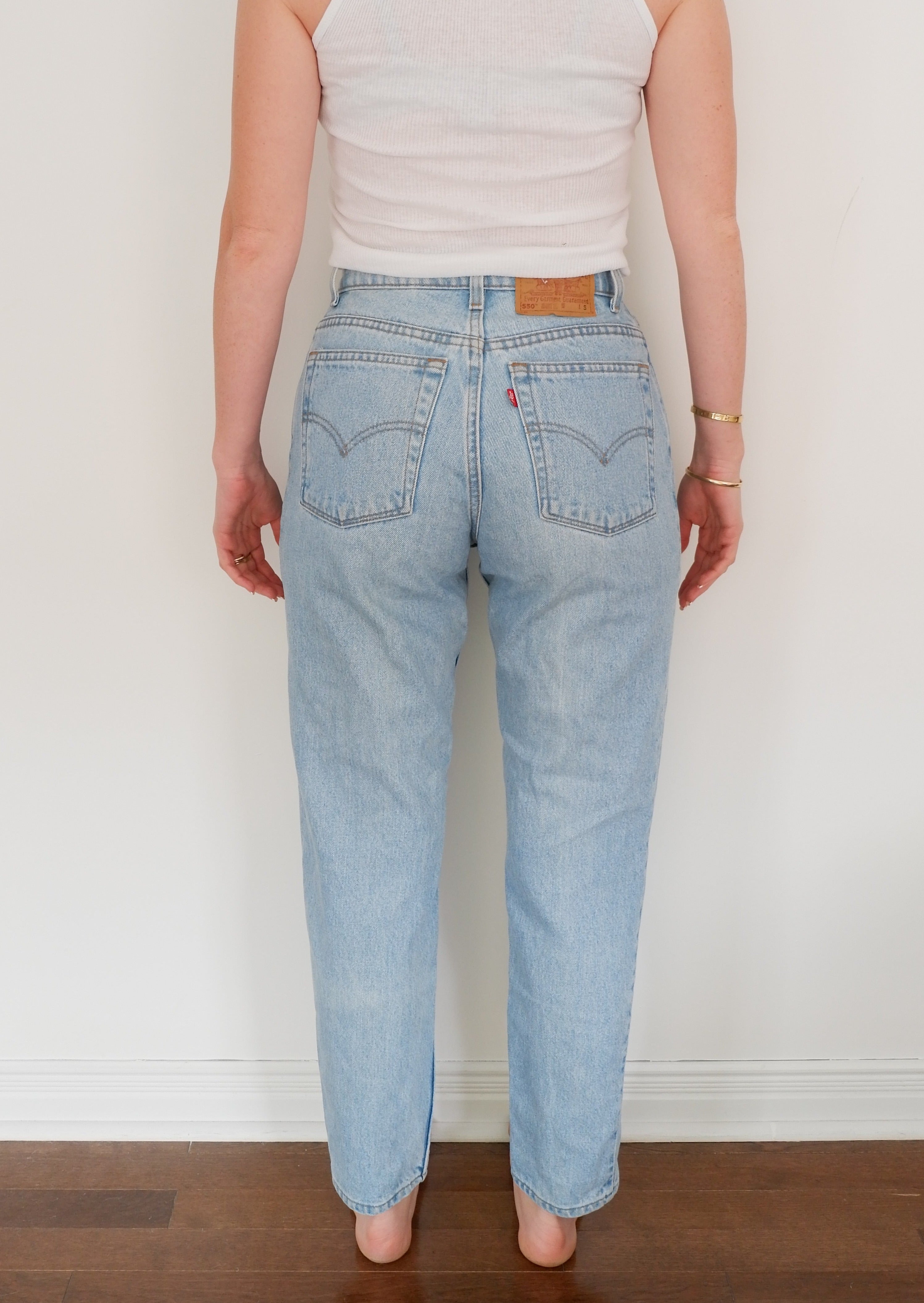 Levis Vintage 550 Light Wash Jeans - 29