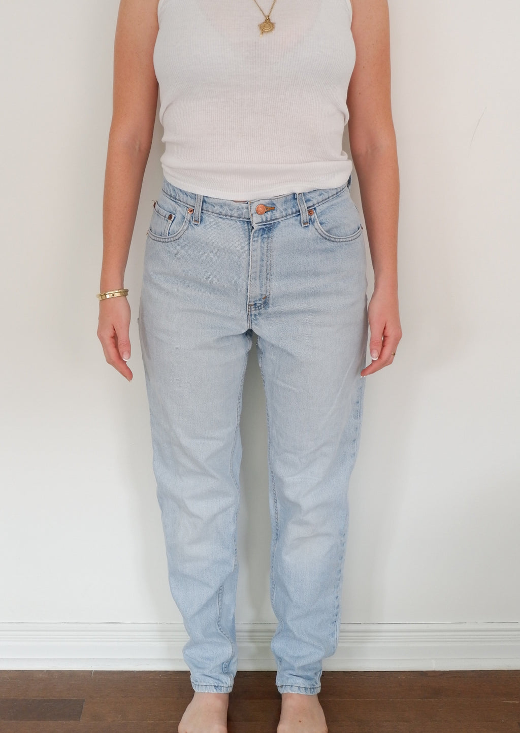 Levis Vintage 550 Light Wash Jeans - 31