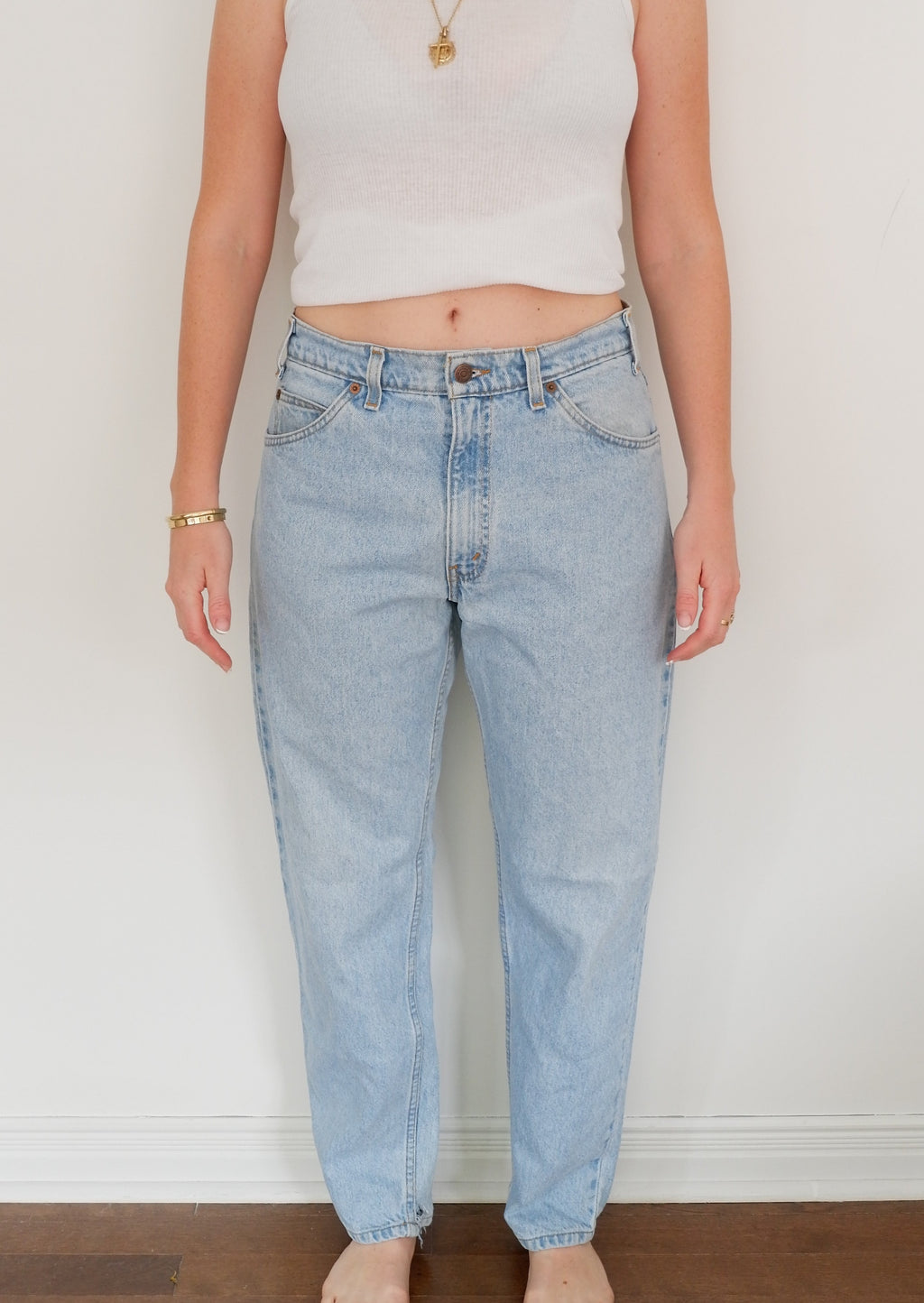 Levis Vintage 550 Light Wash Jeans - 32