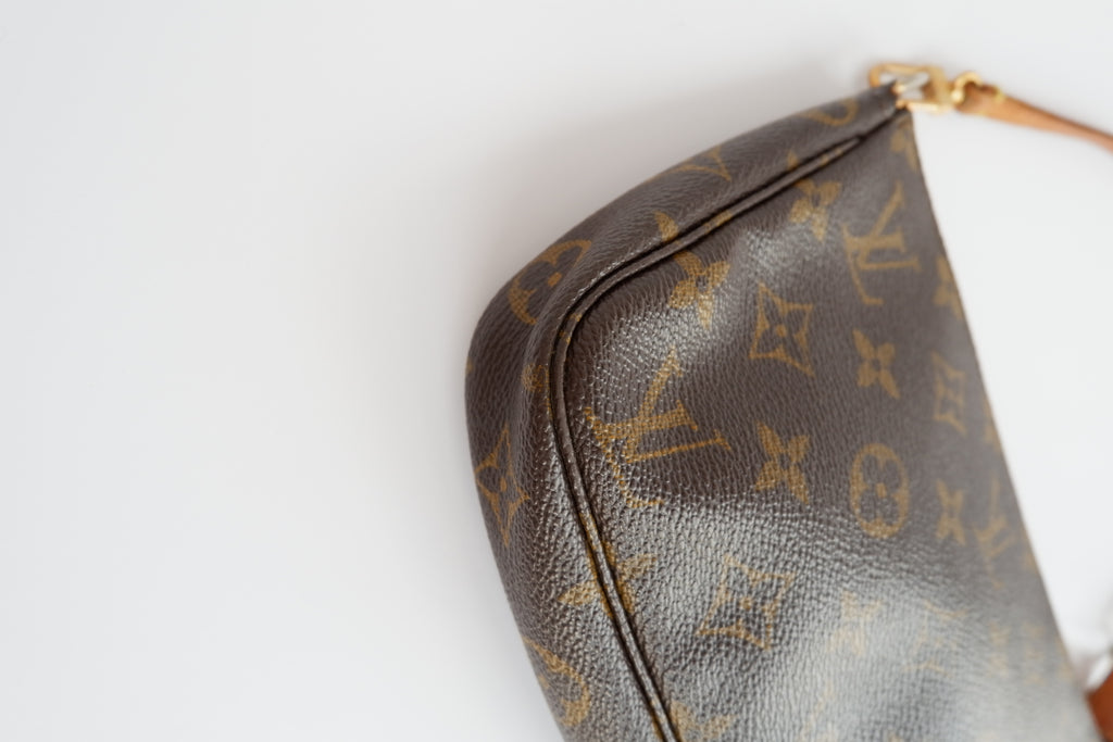 Authentique Louis Vuitton d'occasion Pochette Accessoires Monogram