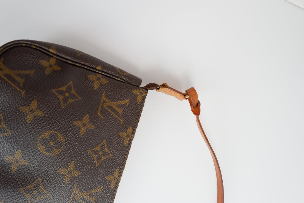 Authentique Louis Vuitton d'occasion Pochette Accessoires Monogram