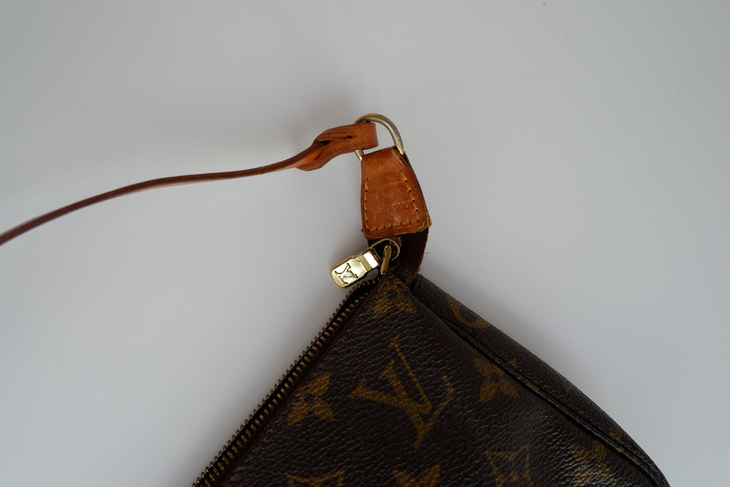 Authentique Louis Vuitton d'occasion Pochette Accessoires Monogram