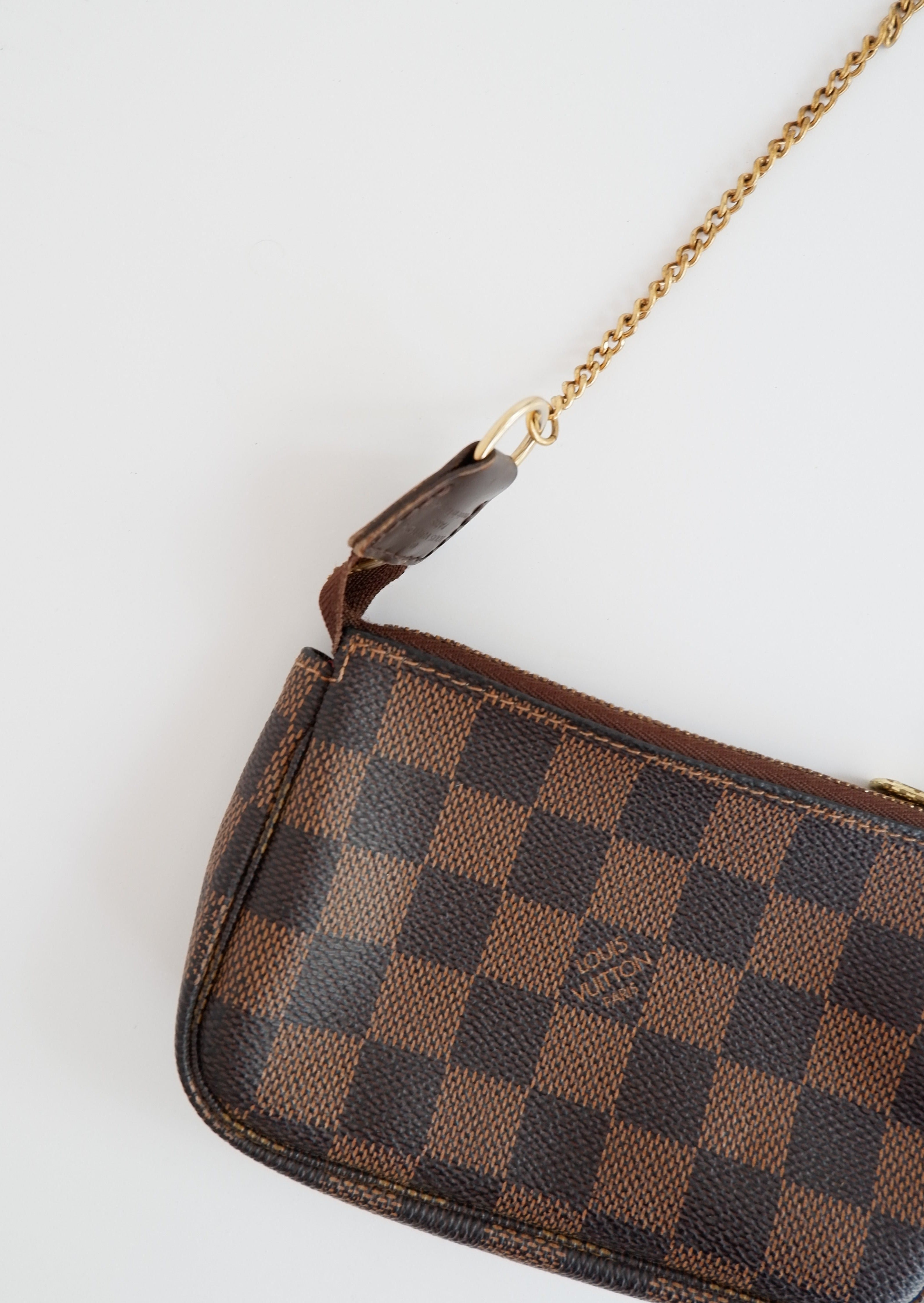 Mini Pochette Accessoires Louis Vuitton Damier Ebene d'occasion authentique