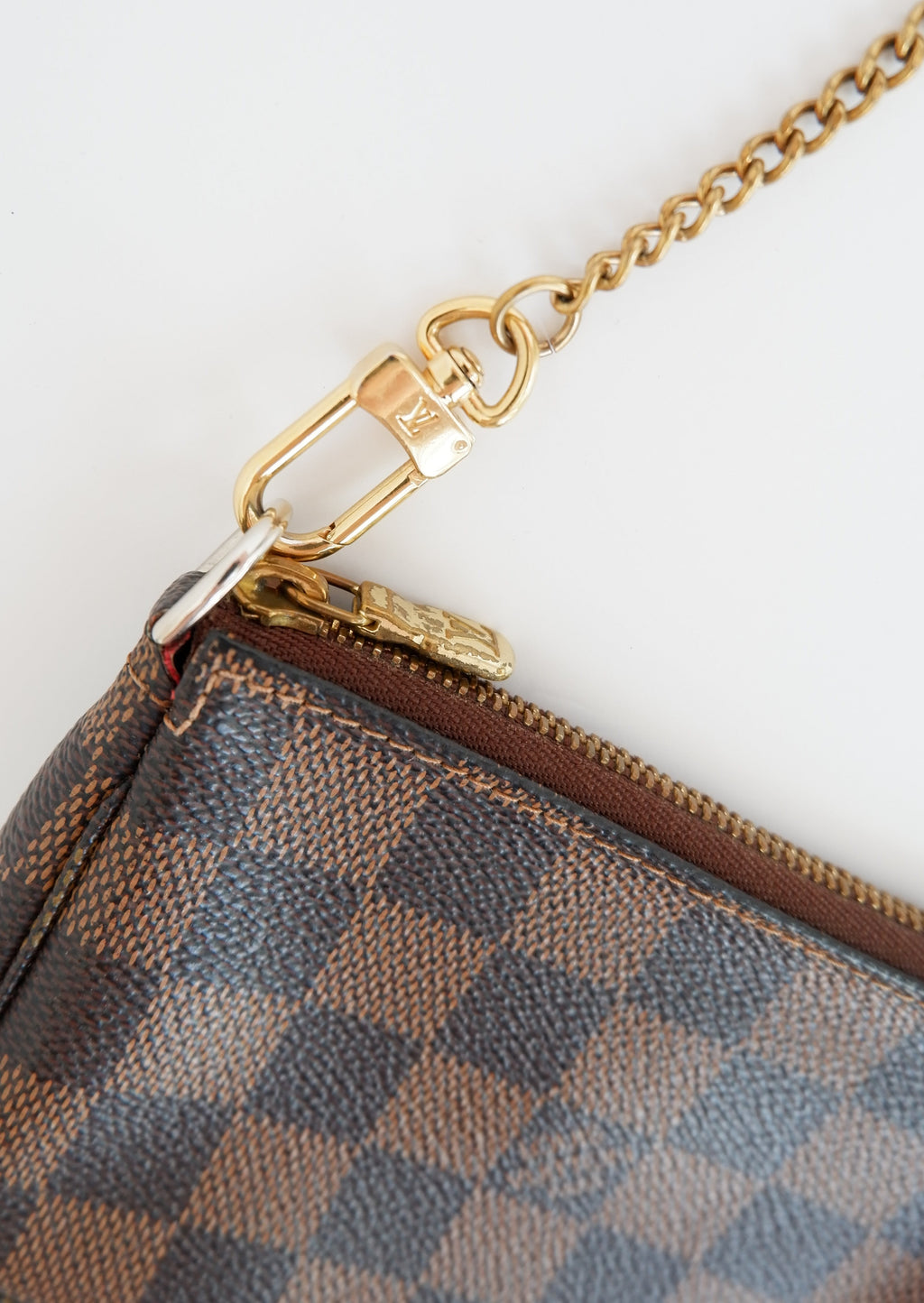 Mini Pochette Accessoires Louis Vuitton Damier Ebene d'occasion authentique