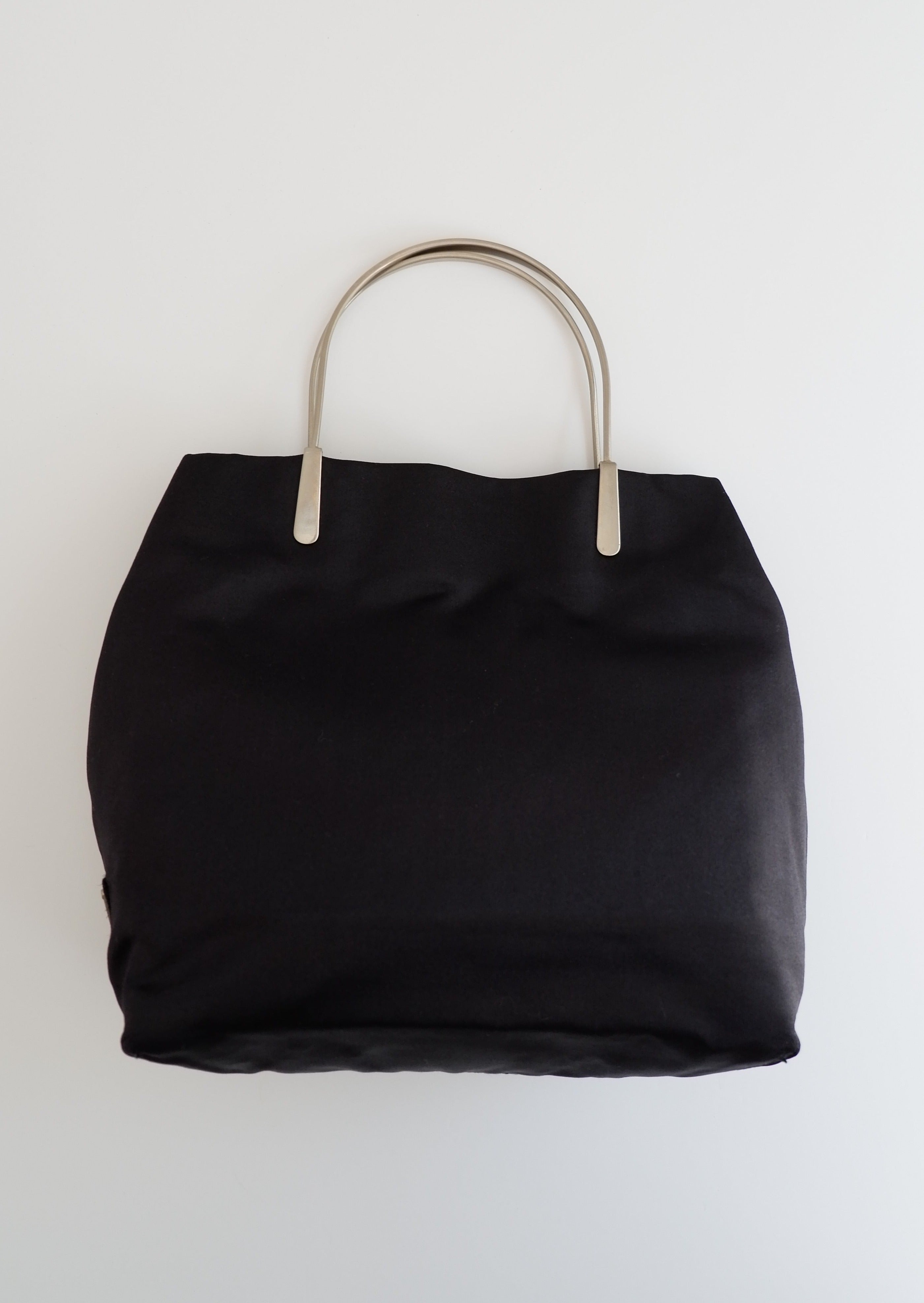 Authentique Sac à Main Vintage Prada en Satin Noir avec Anse en Métal