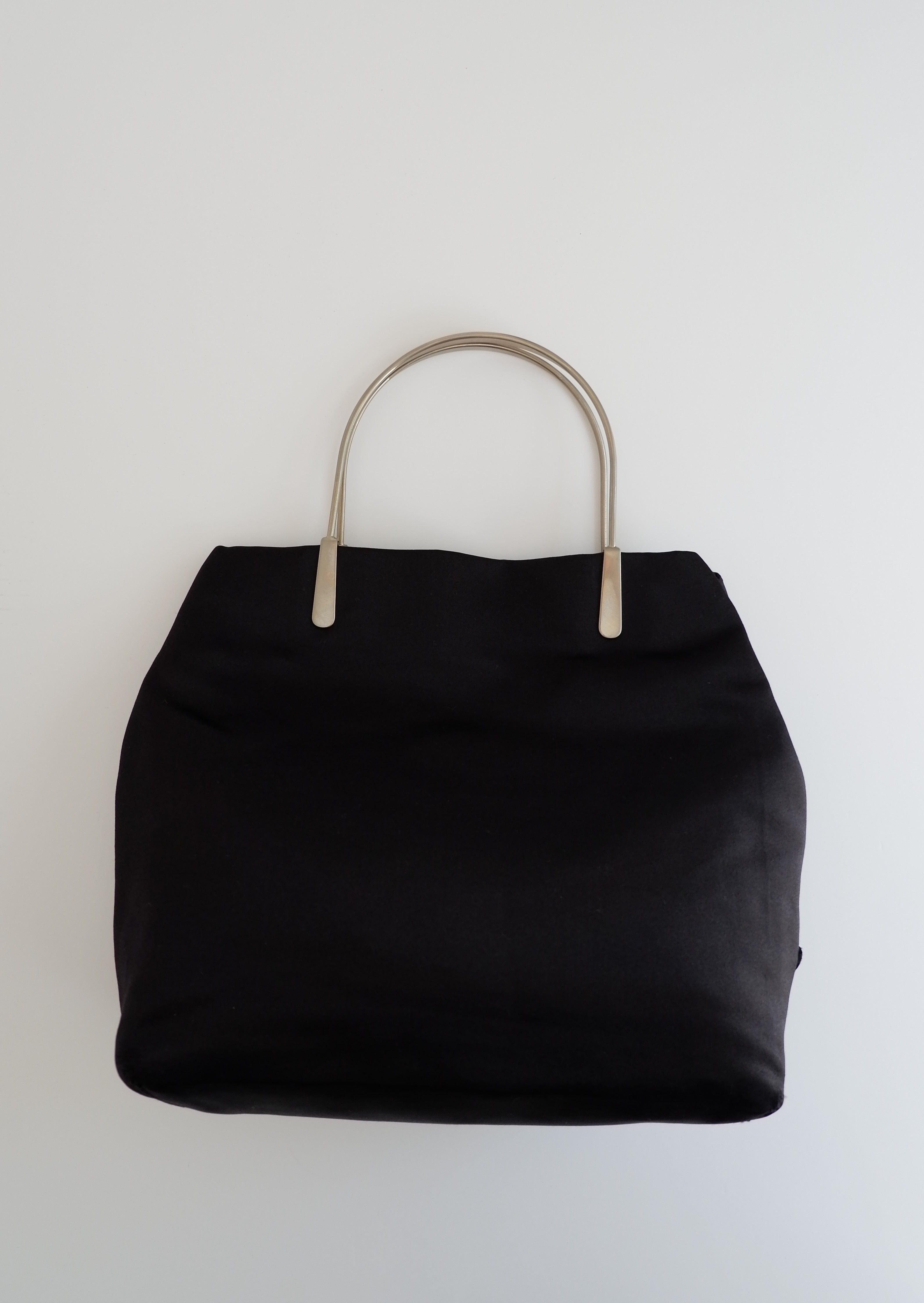 Authentique Sac à Main Vintage Prada en Satin Noir avec Anse en Métal