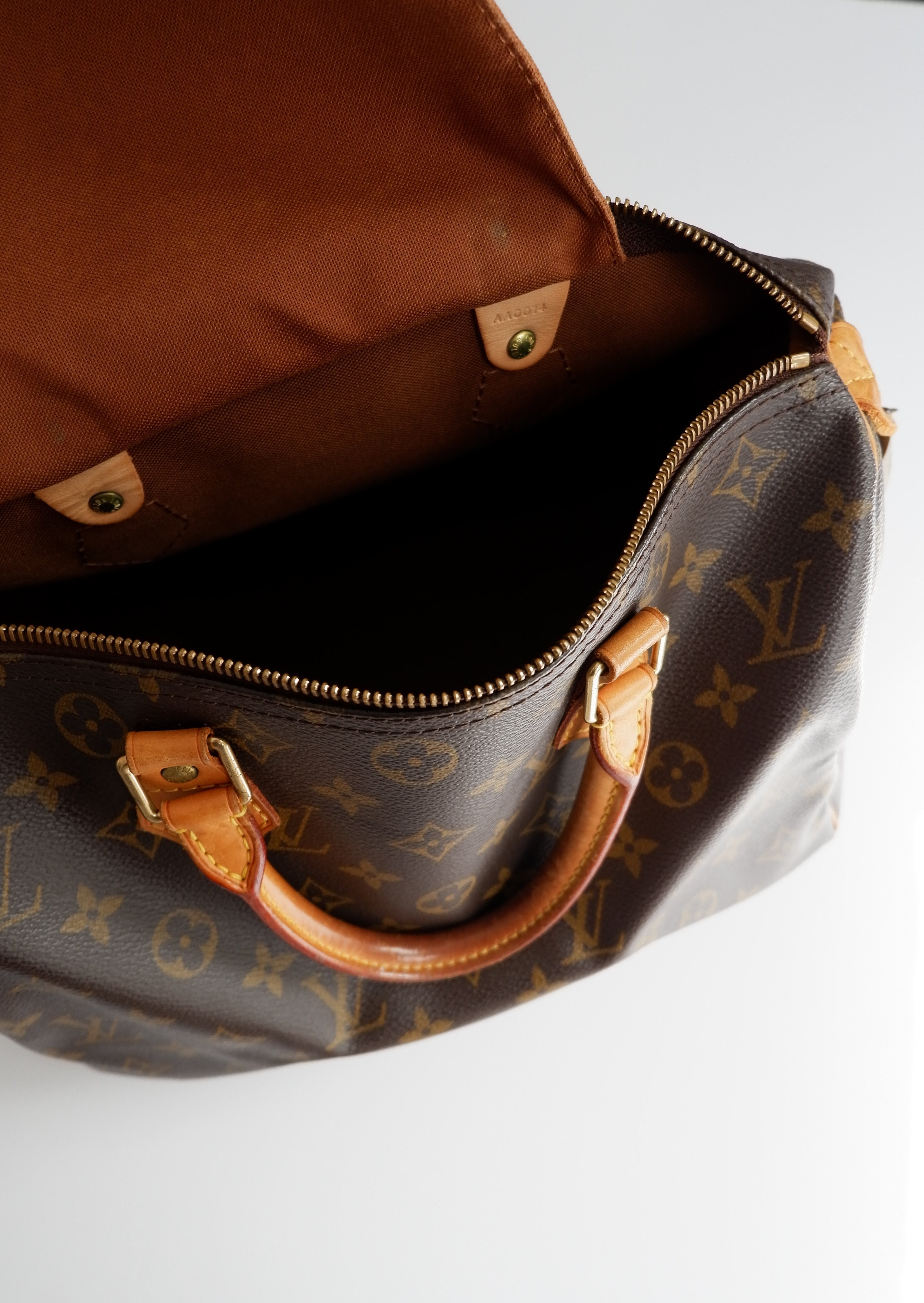 Authentic Preowned Louis Vuitton Monogram Speedy 30 Bag