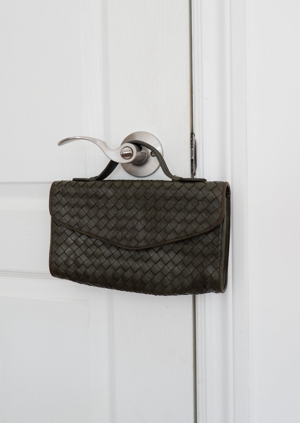 Authentic Preowned Vintage Bottega Veneta Green/Khaki Woven Clutch (Like Current Andiamo Clutch)