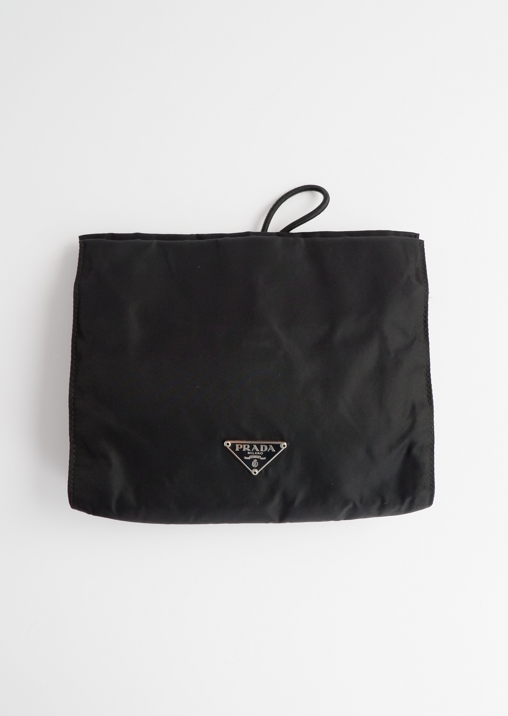 Pochette micro Prada authentique d'occasion en nylon noir