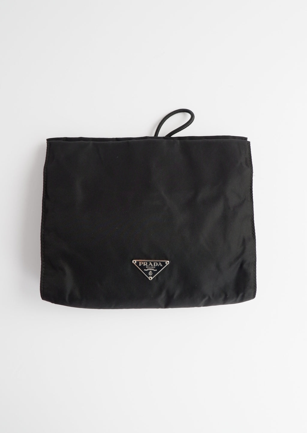 Pochette micro Prada authentique d'occasion en nylon noir