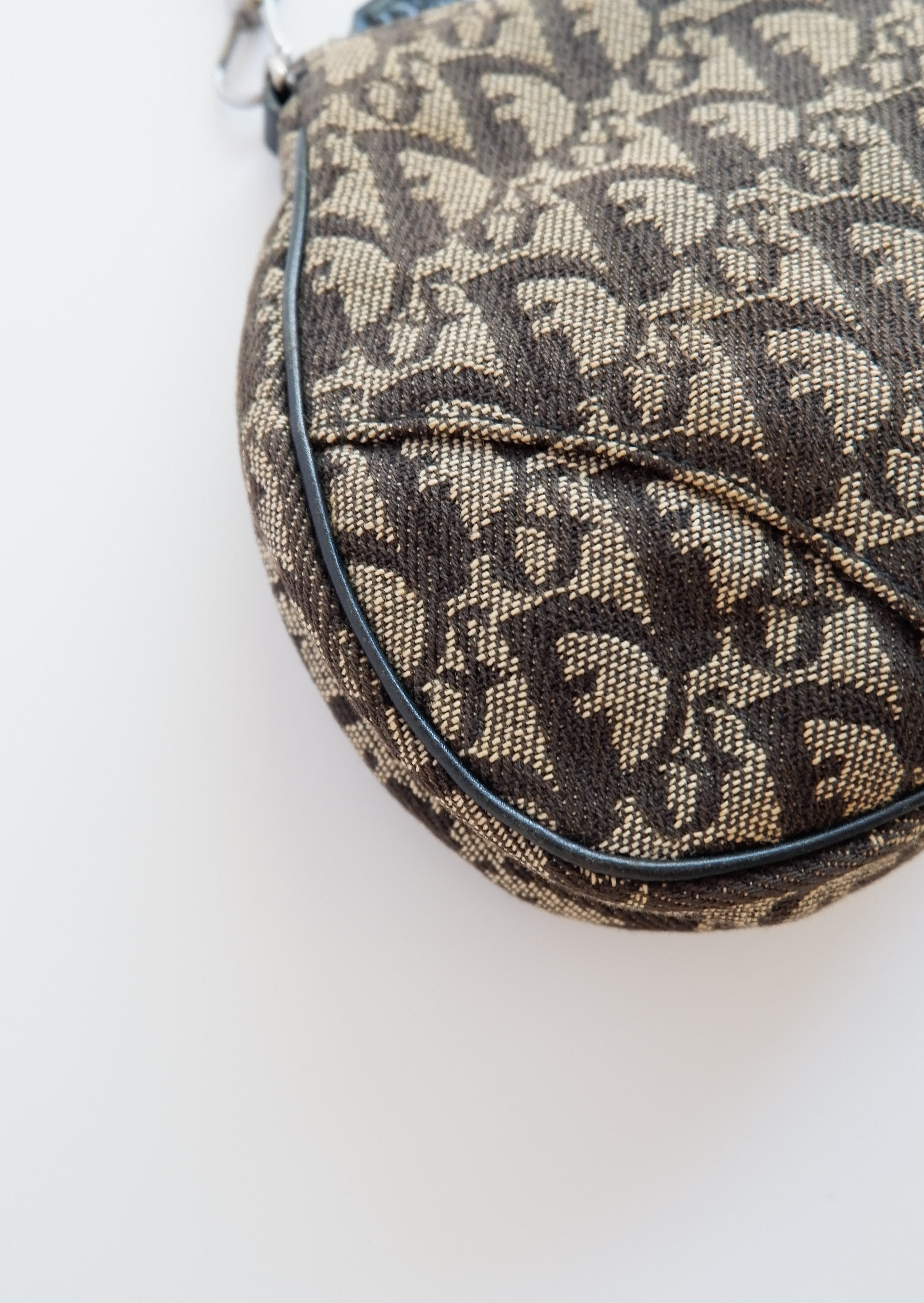 Sac Christian Dior Diorissimo Saddle vintage noir d'occasion authentique