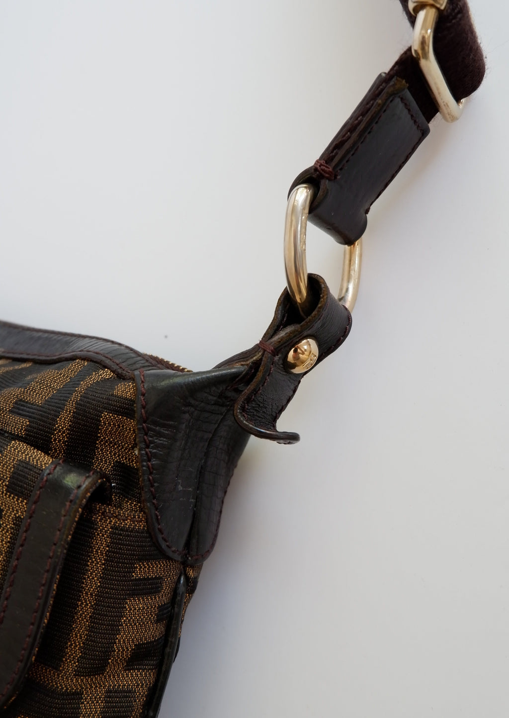 Authentique sac bandoulière Fendi marron imprimé Zucca Chef d'occasion